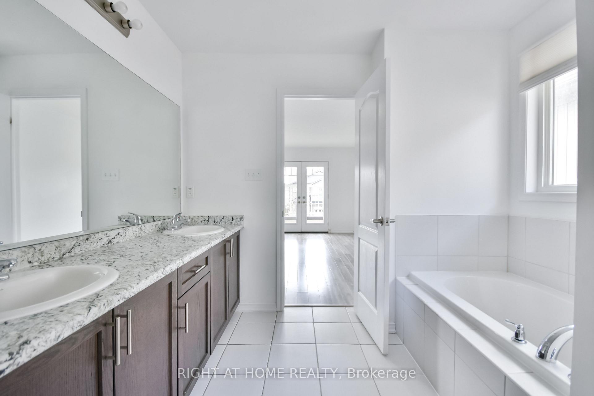 Photo 17 of 263 Diana Drive, Orillia — HOMEH
