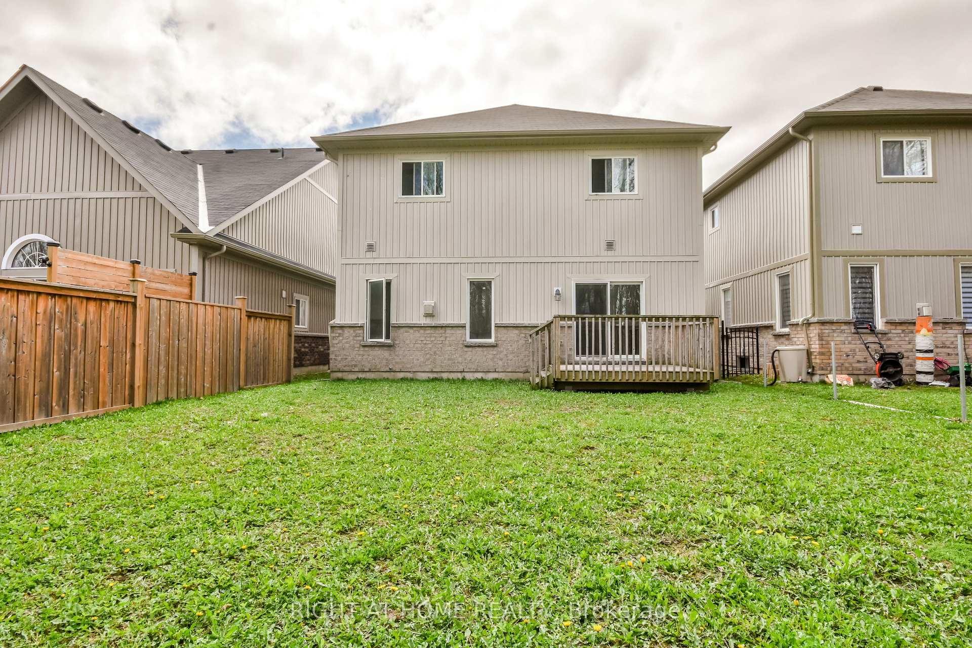 Photo 31 of 263 Diana Drive, Orillia — HOMEH