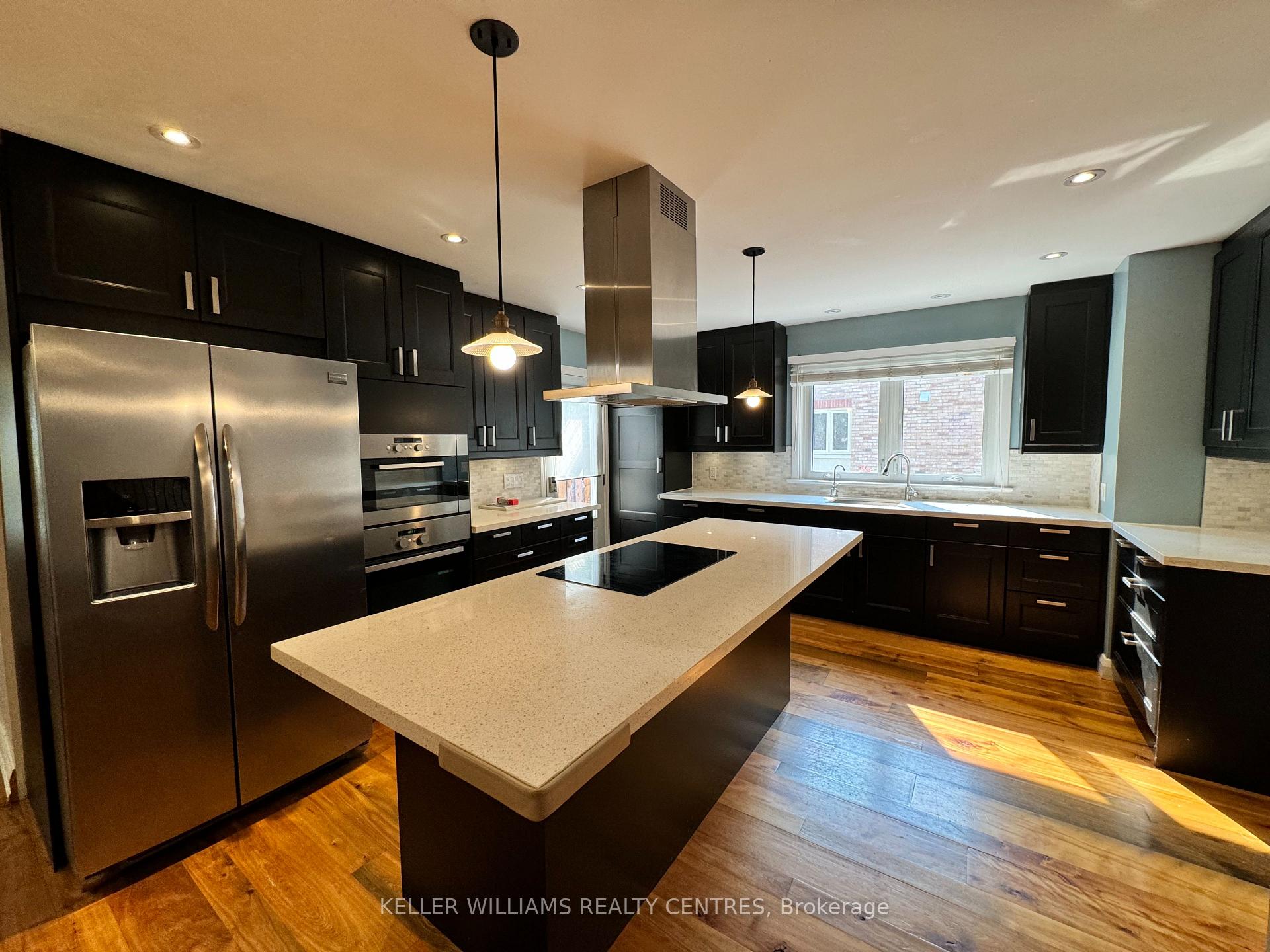 Photo 1 of Unit Upper, 53 Peter Street, Markham, Old Markham Village — HOMEH