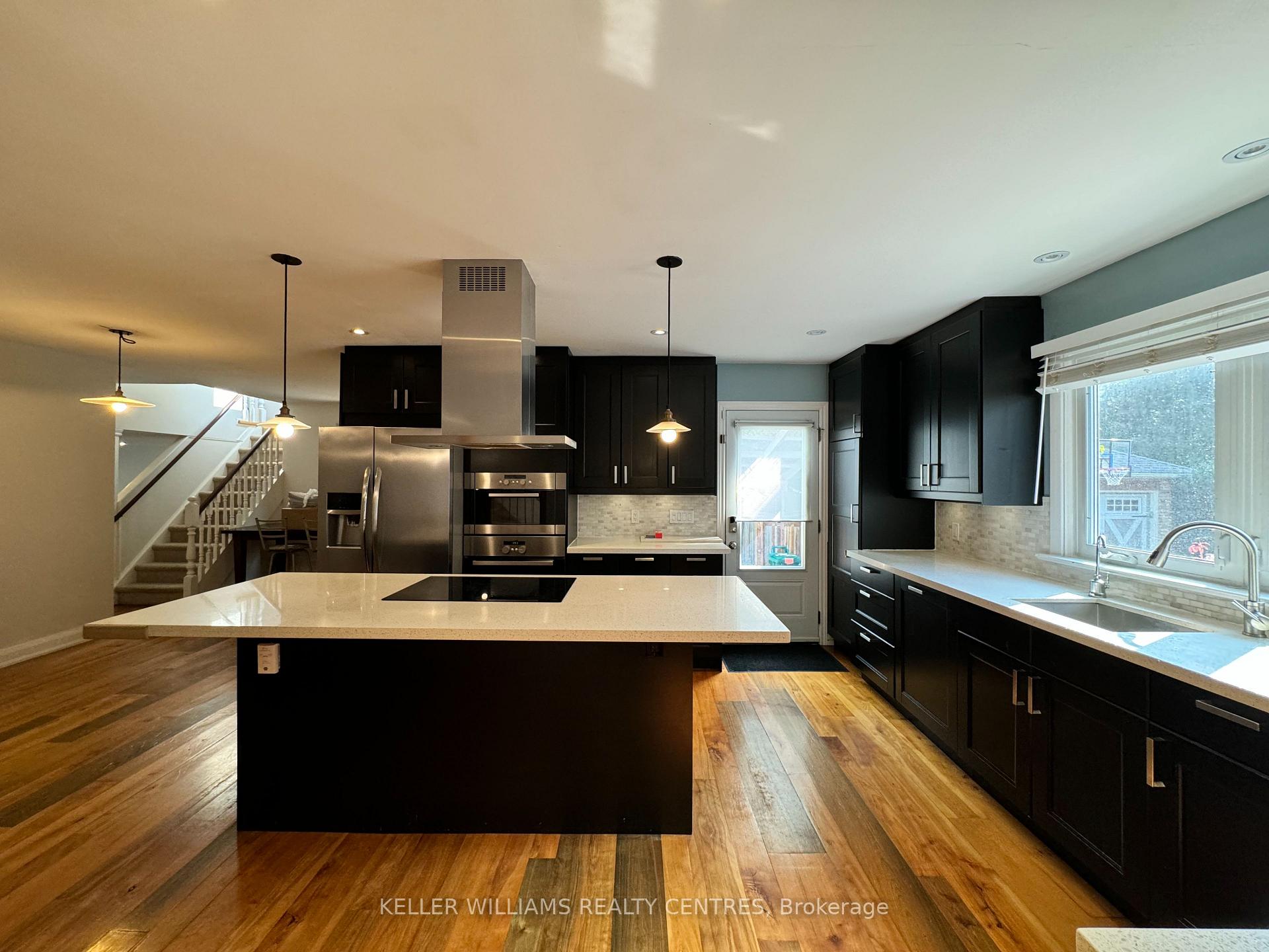 Photo 11 of Unit Upper, 53 Peter Street, Markham, Old Markham Village — HOMEH