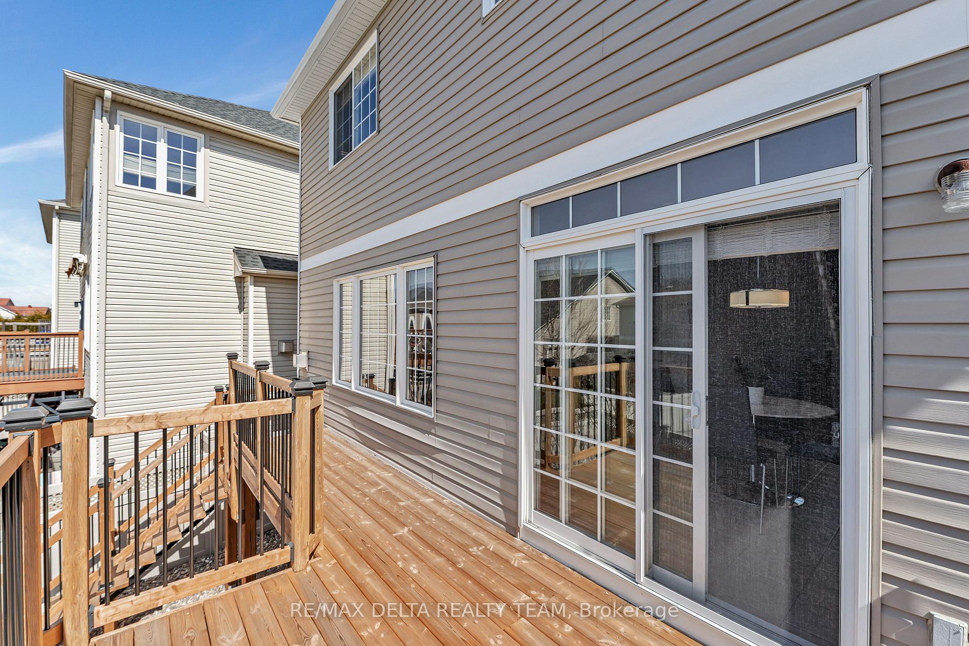Photo 15 of 205 Lucinda Crescent, Ottawa, Mer Bleue/Bradley Estates/Anderson Park — HOMEH