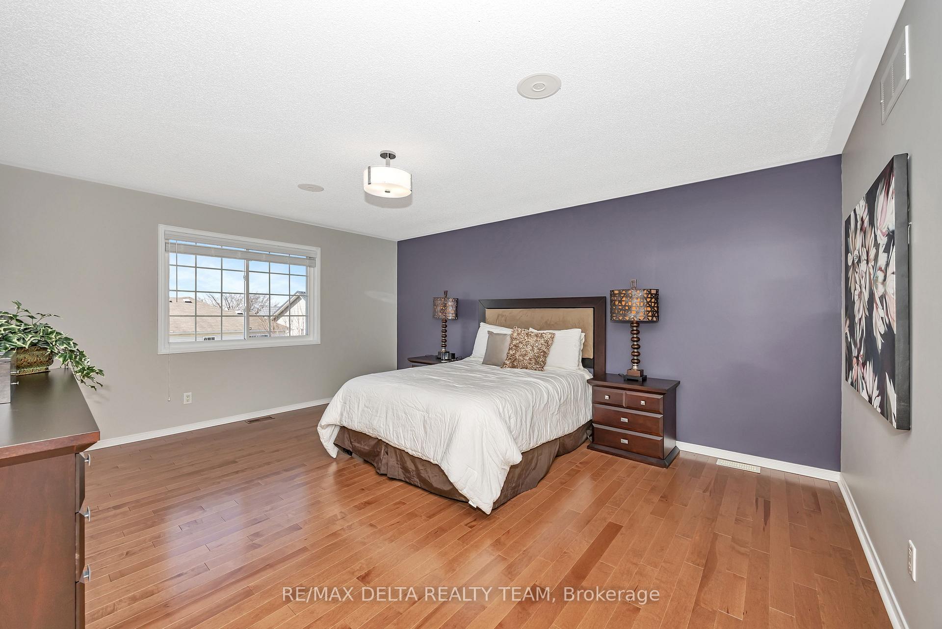 Photo 20 of 205 Lucinda Crescent, Ottawa, Mer Bleue/Bradley Estates/Anderson Park — HOMEH