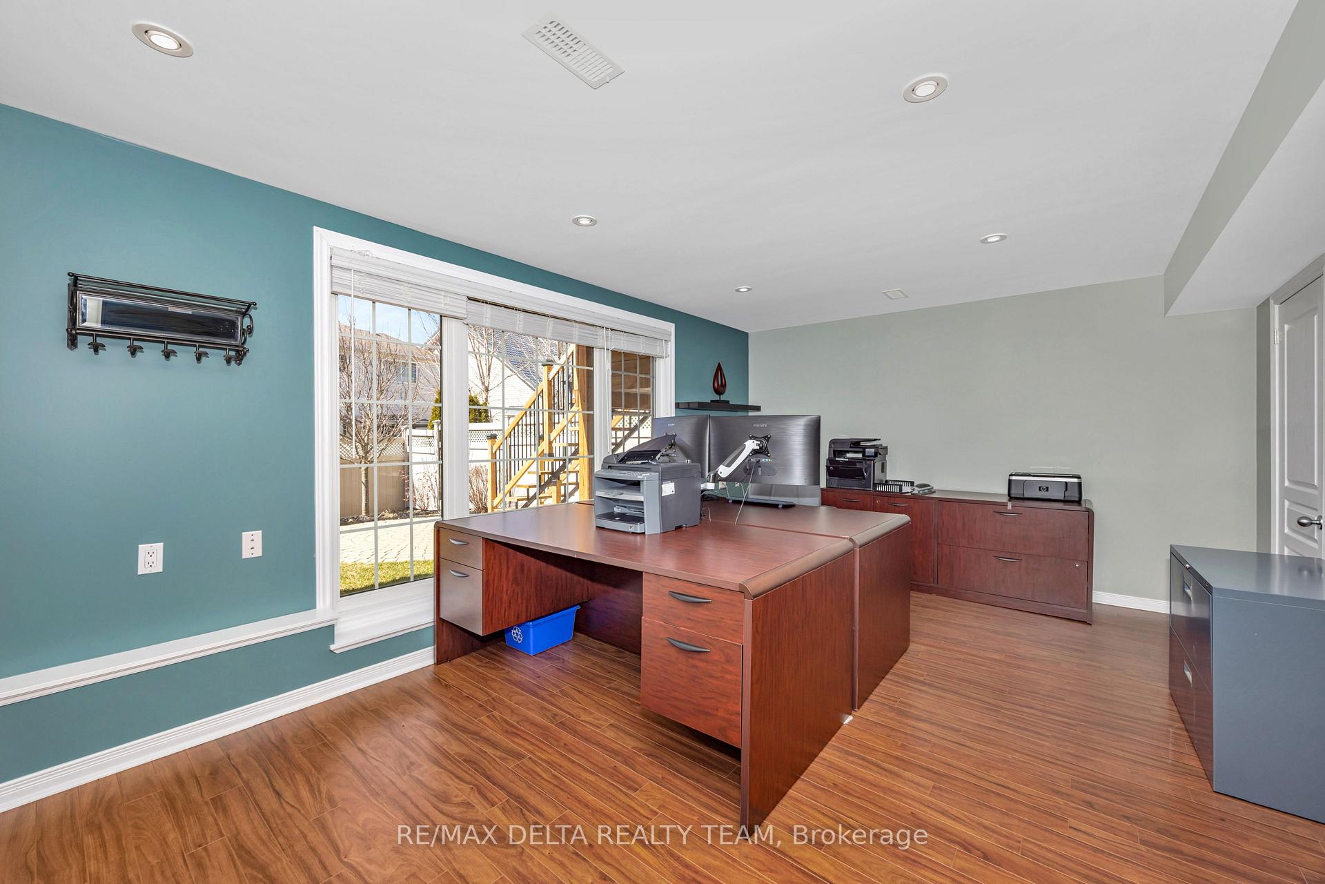 Photo 32 of 205 Lucinda Crescent, Ottawa, Mer Bleue/Bradley Estates/Anderson Park — HOMEH