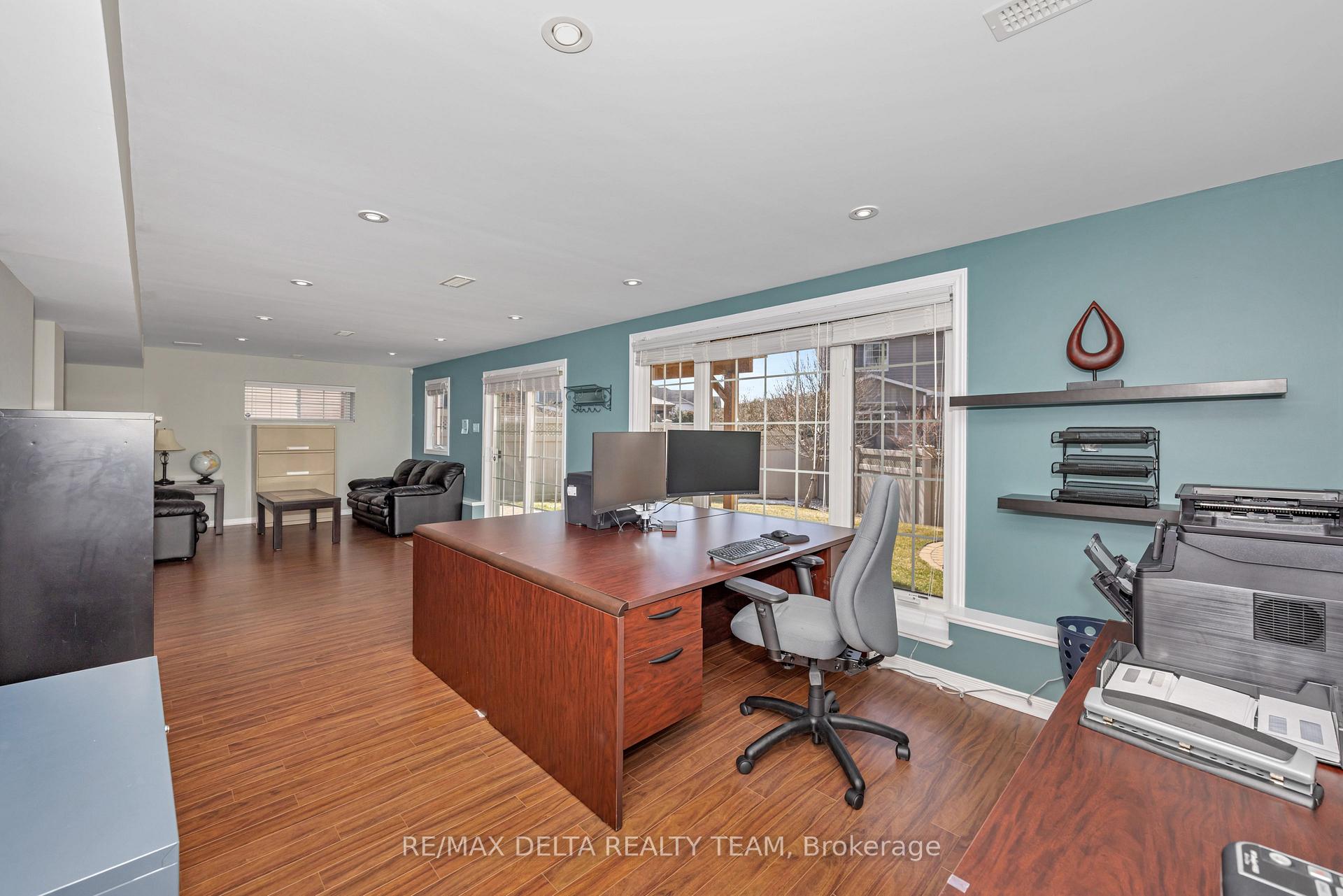 Photo 33 of 205 Lucinda Crescent, Ottawa, Mer Bleue/Bradley Estates/Anderson Park — HOMEH