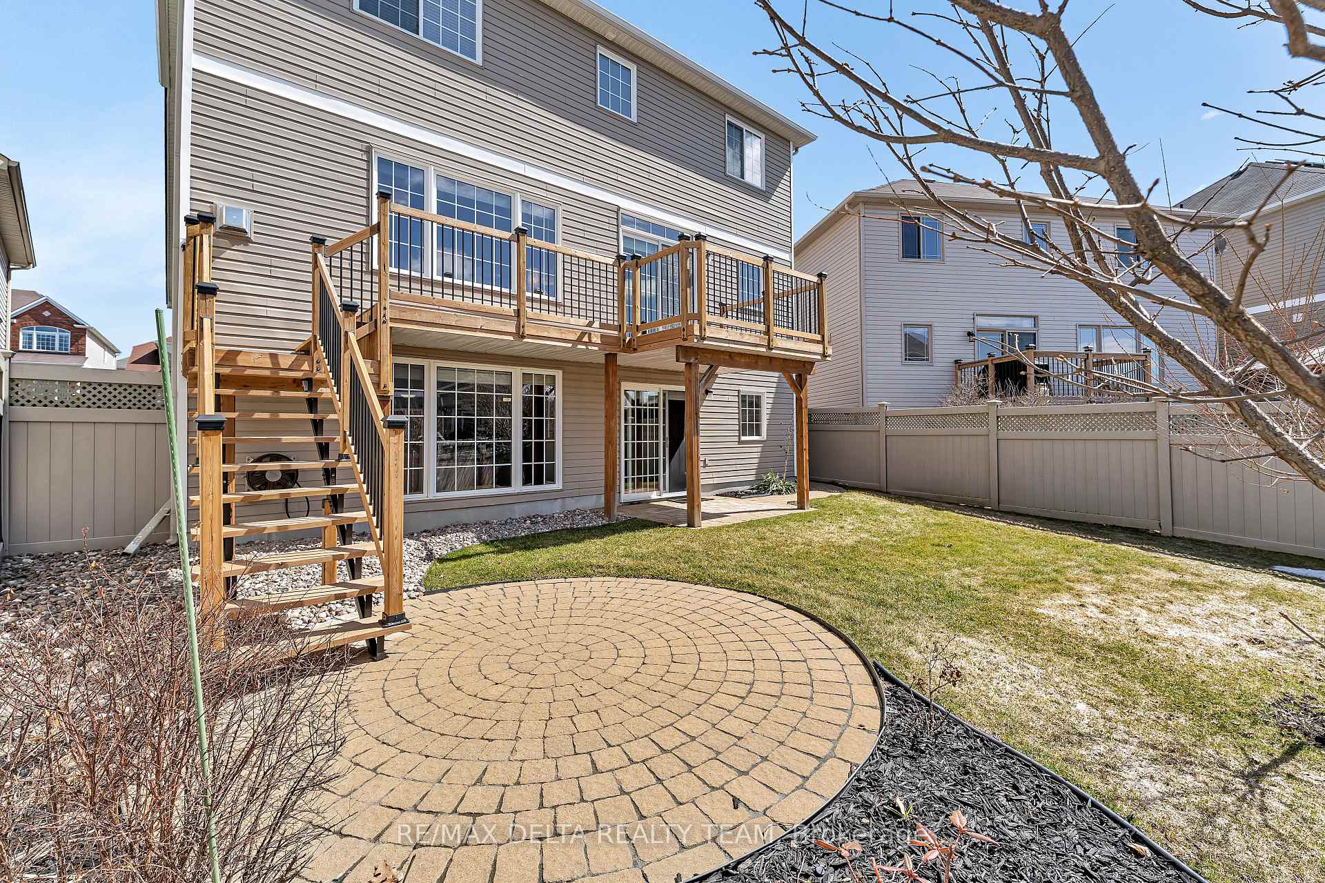 Photo 37 of 205 Lucinda Crescent, Ottawa, Mer Bleue/Bradley Estates/Anderson Park — HOMEH