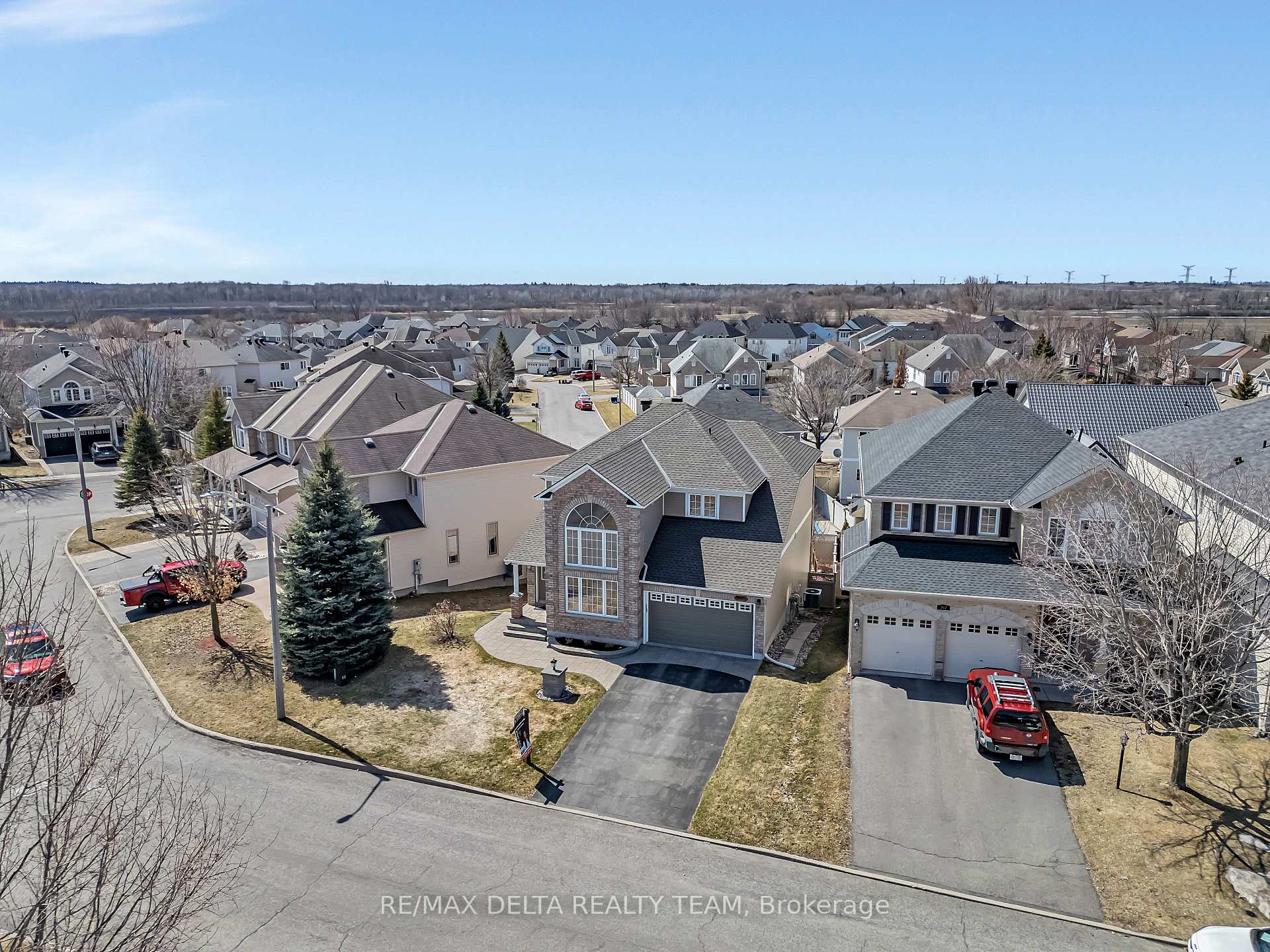 Photo 38 of 205 Lucinda Crescent, Ottawa, Mer Bleue/Bradley Estates/Anderson Park — HOMEH