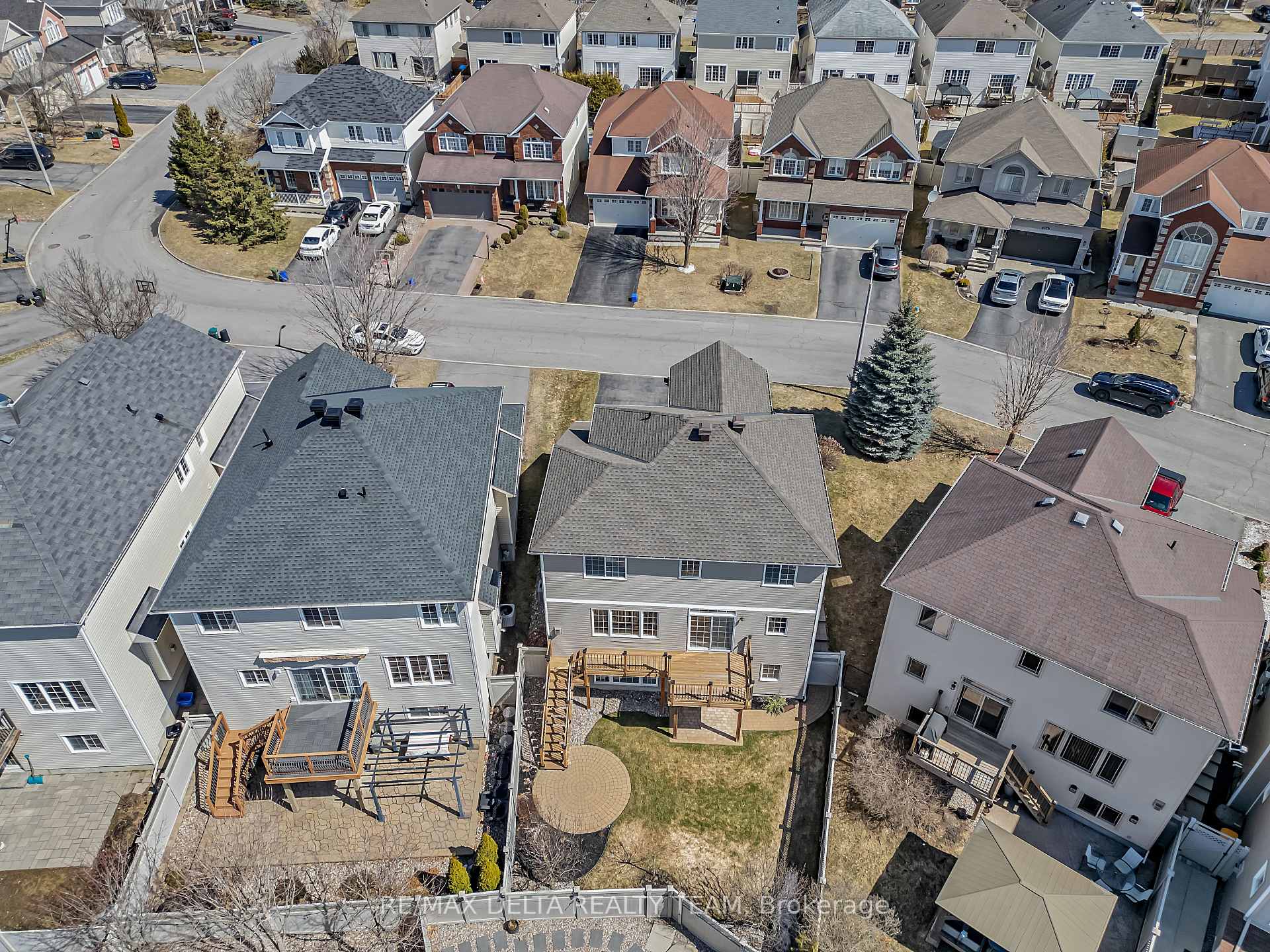 Photo 39 of 205 Lucinda Crescent, Ottawa, Mer Bleue/Bradley Estates/Anderson Park — HOMEH