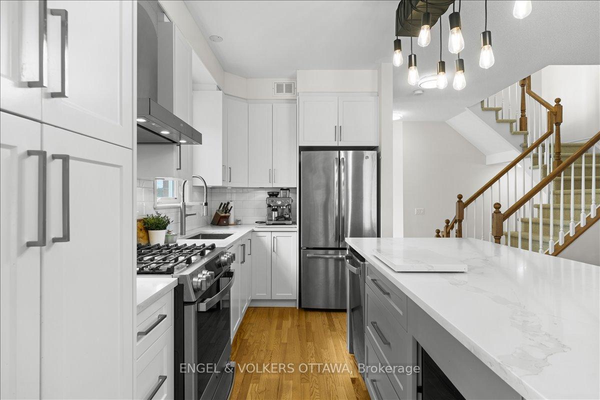 Photo 9 of 501 Strasbourg Street, Ottawa, Avalon West — HOMEH