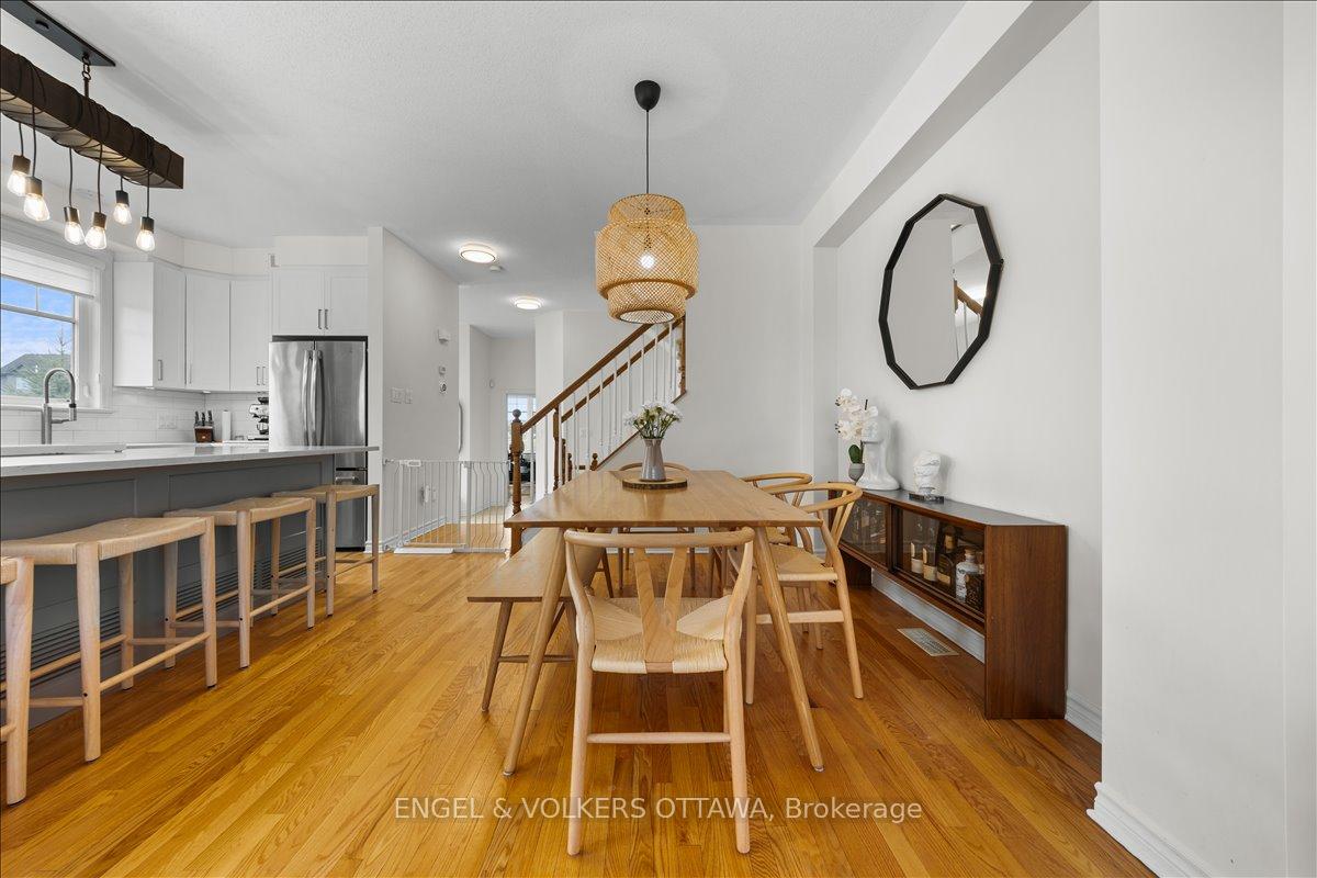 Photo 11 of 501 Strasbourg Street, Ottawa, Avalon West — HOMEH