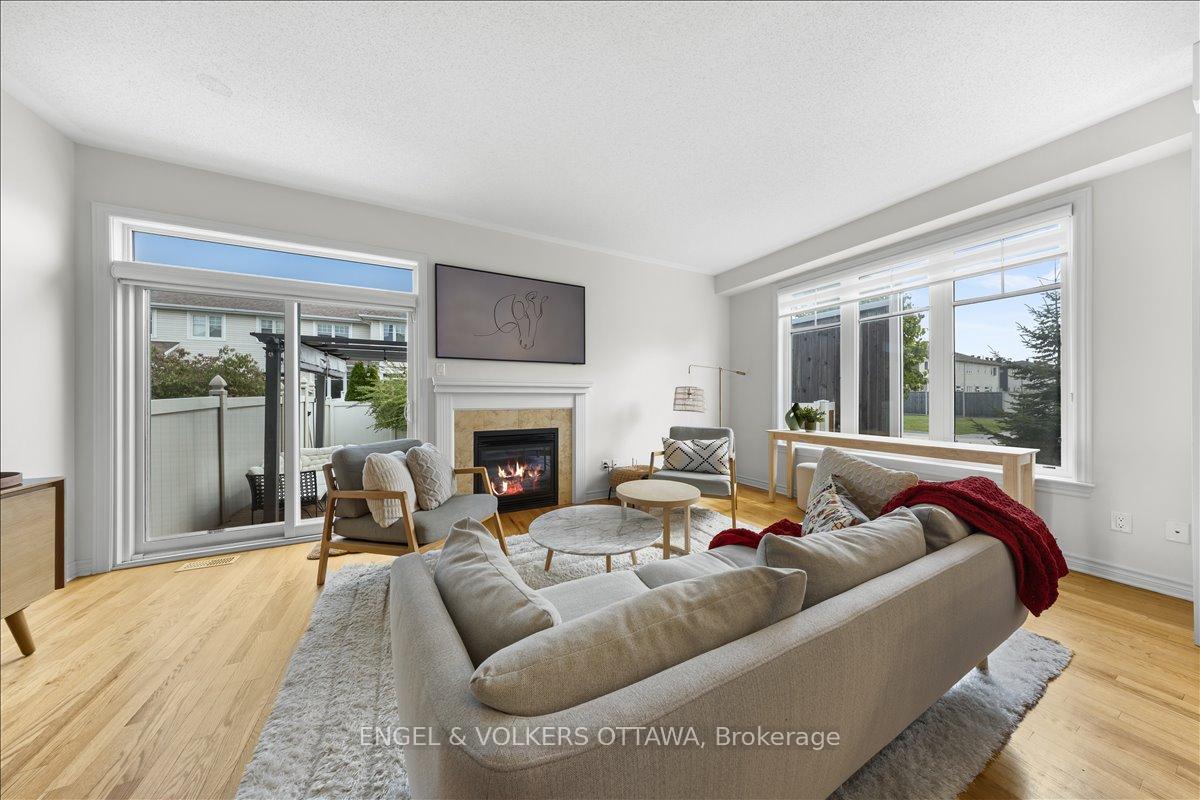 Photo 13 of 501 Strasbourg Street, Ottawa, Avalon West — HOMEH