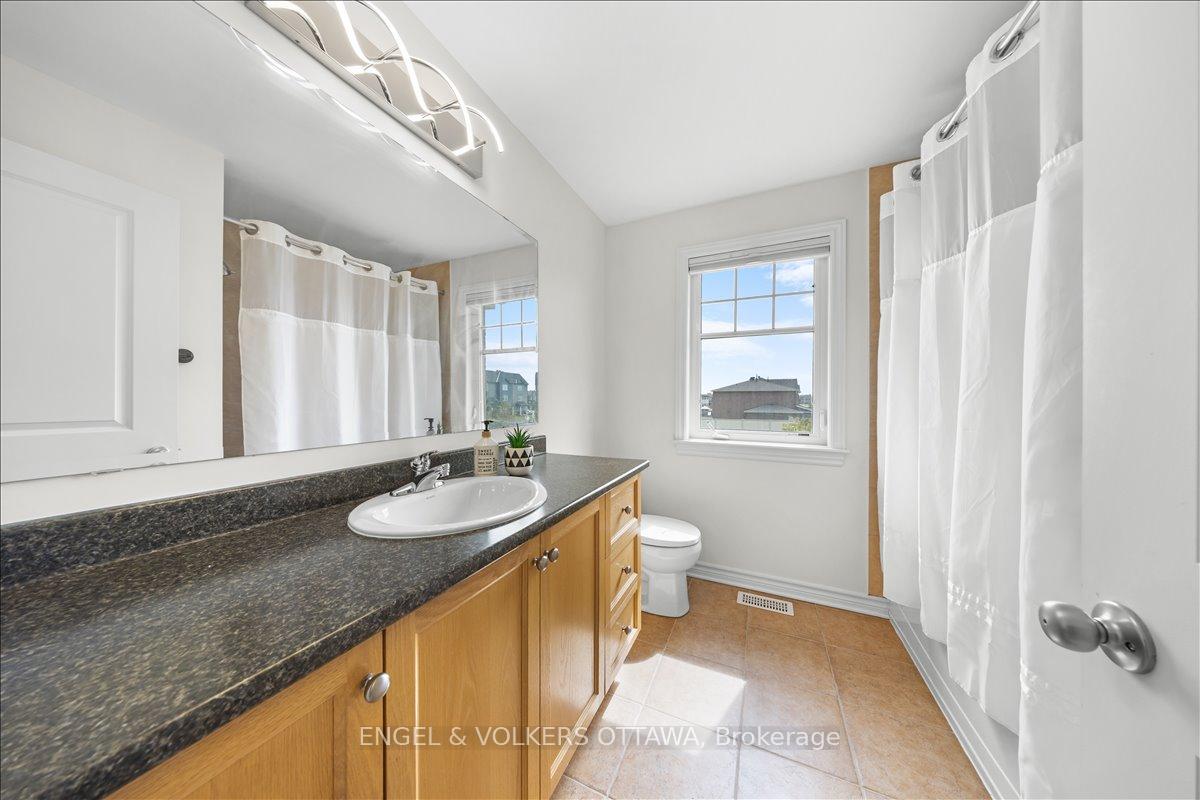 Photo 25 of 501 Strasbourg Street, Ottawa, Avalon West — HOMEH