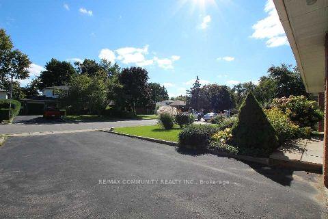 Photo 4 of 73 Fred Varley Drive, Markham, Unionville — HOMEH