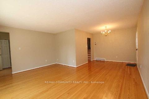 Photo 6 of 73 Fred Varley Drive, Markham, Unionville — HOMEH