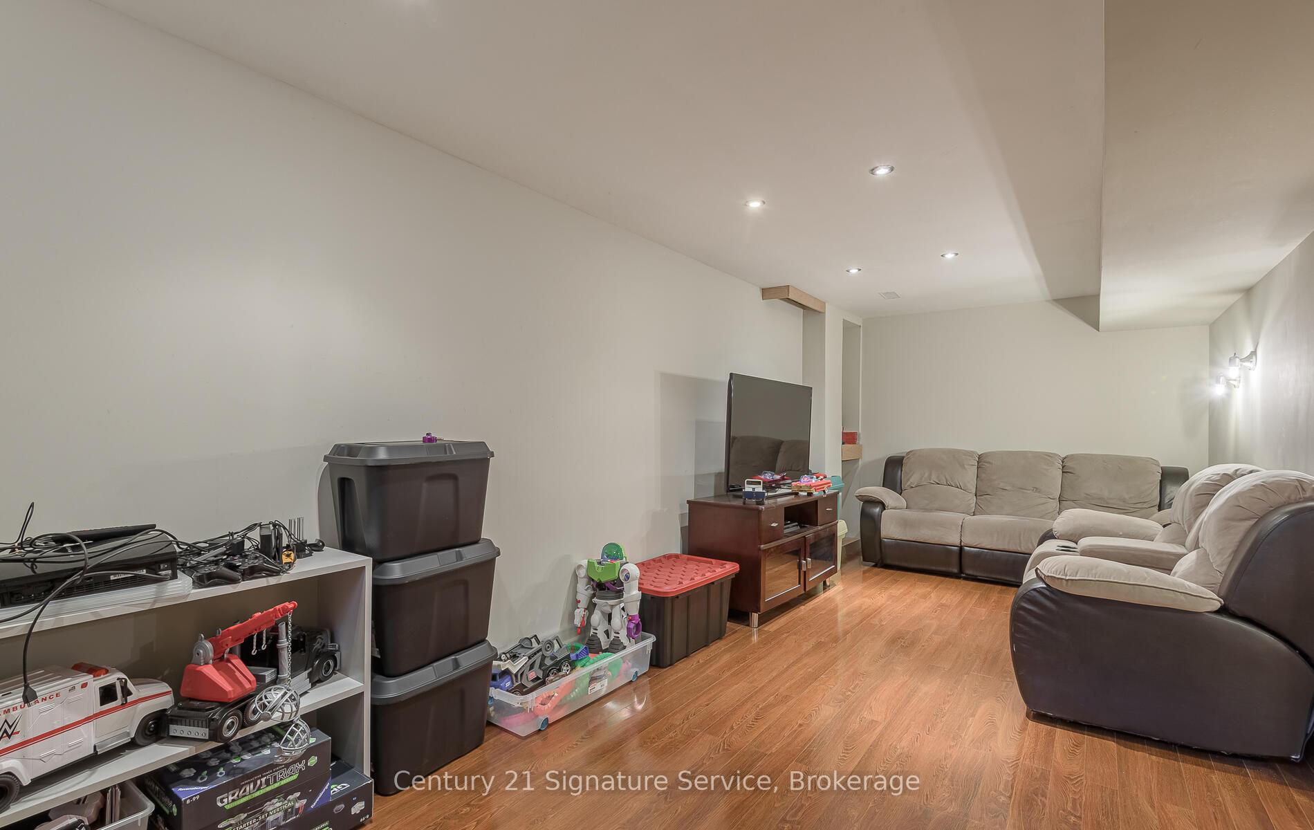 Photo 12 of 162 Lavery Heights, Milton, Scott — HOMEH