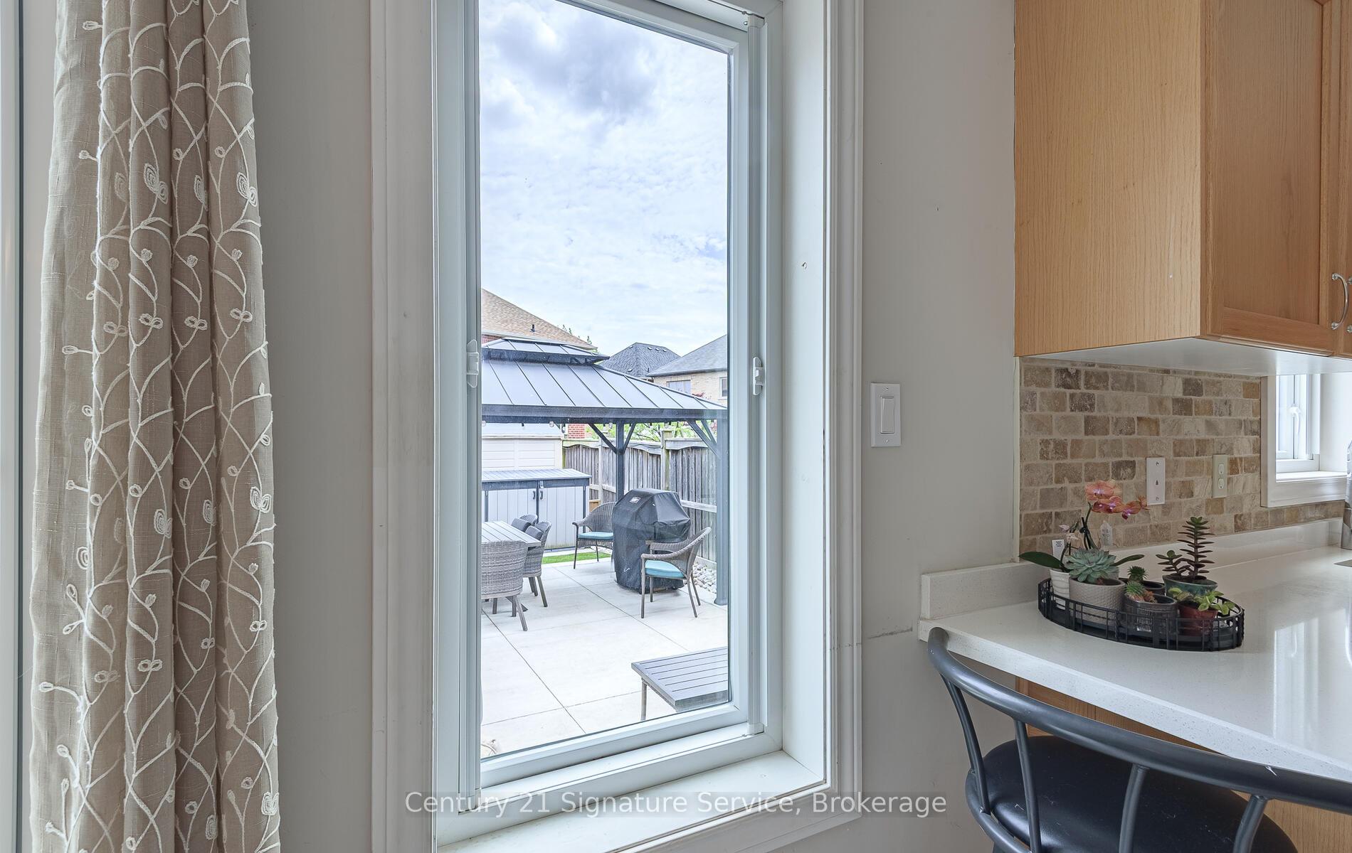 Photo 13 of 162 Lavery Heights, Milton, Scott — HOMEH