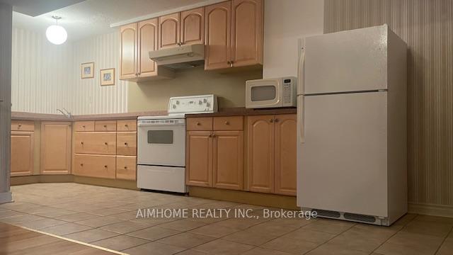Photo 4 of 14 Melchior Crescent, Markham, Buttonville — HOMEH