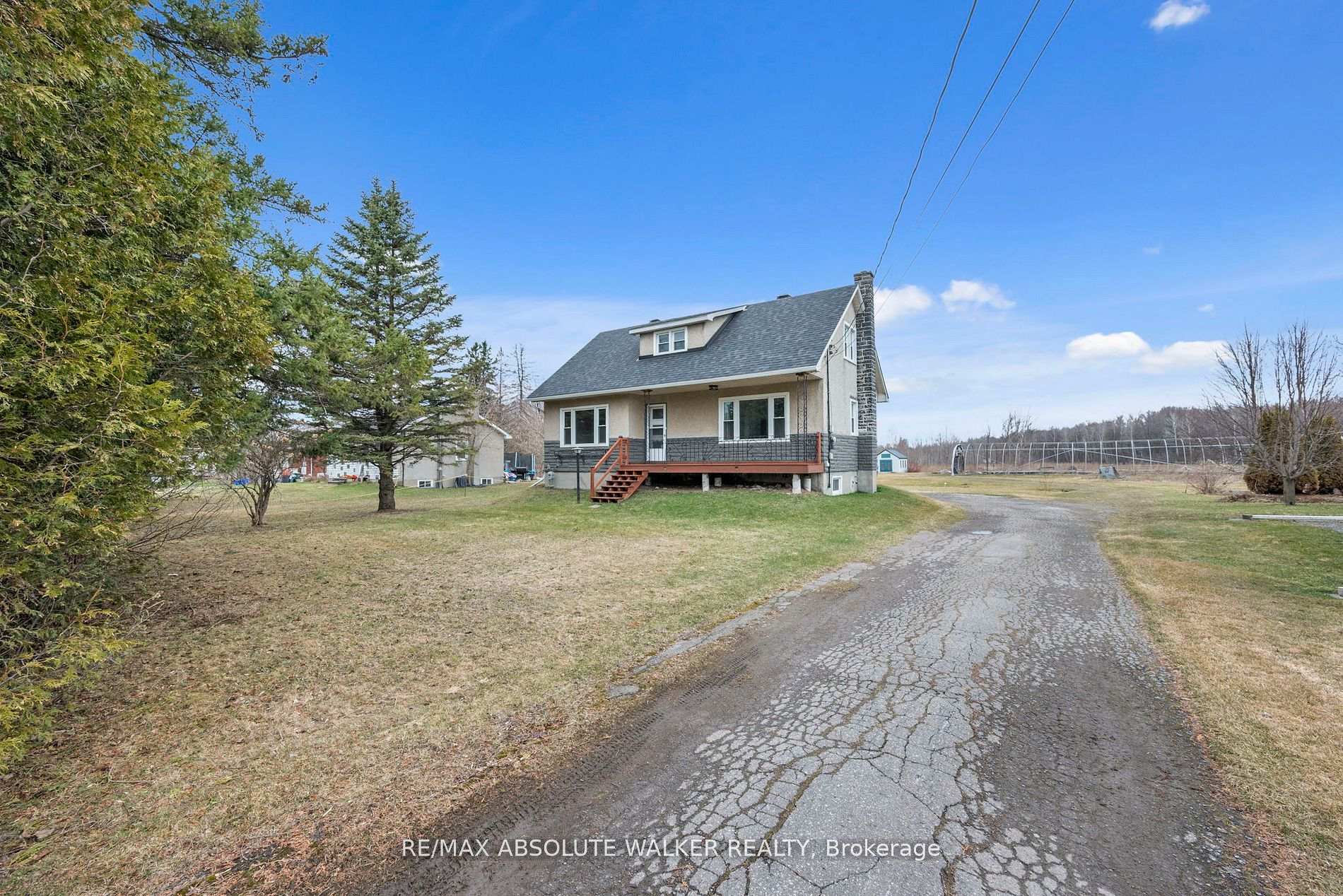 Front of 3573 Navan Road