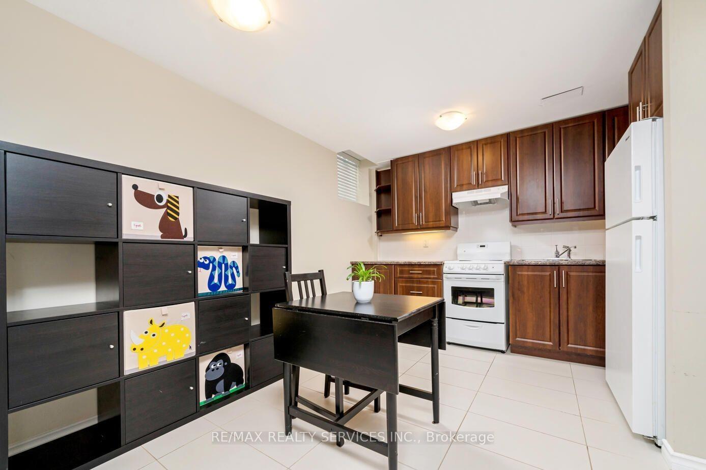 Photo 7 of Unit Lower, 263 Holloway Terrace, Milton, Scott — HOMEH