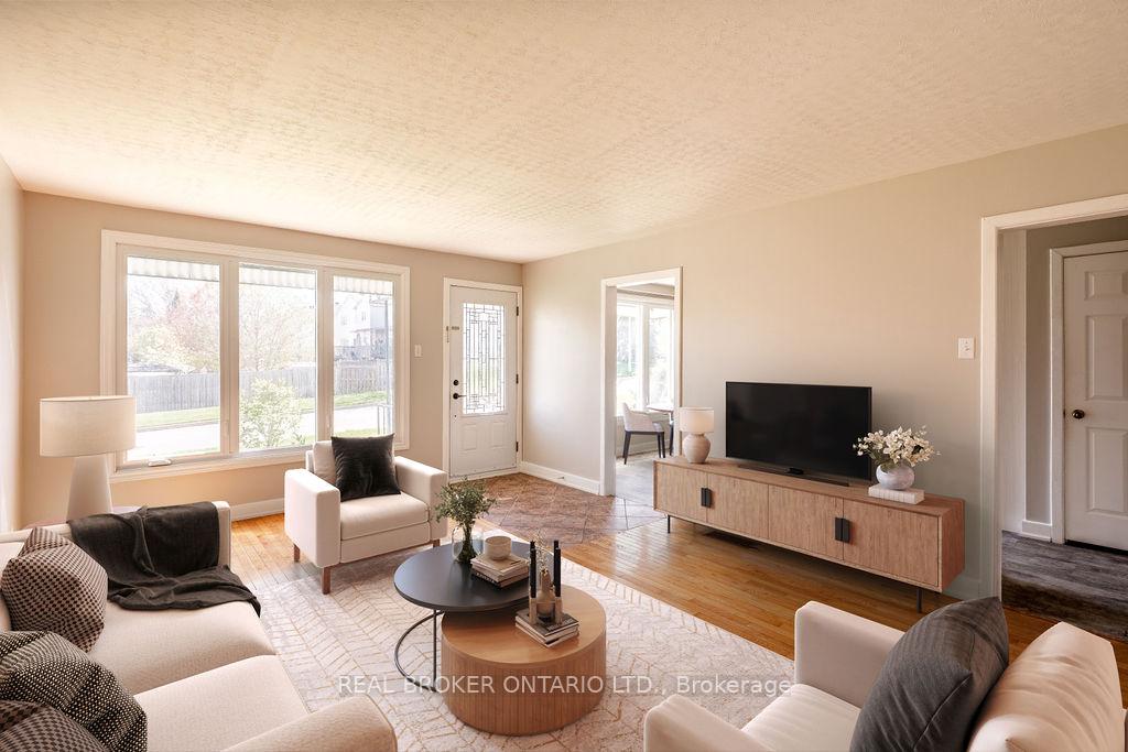Photo 4 of 1278 St Jean Street, Ottawa, Convent Glen South — HOMEH