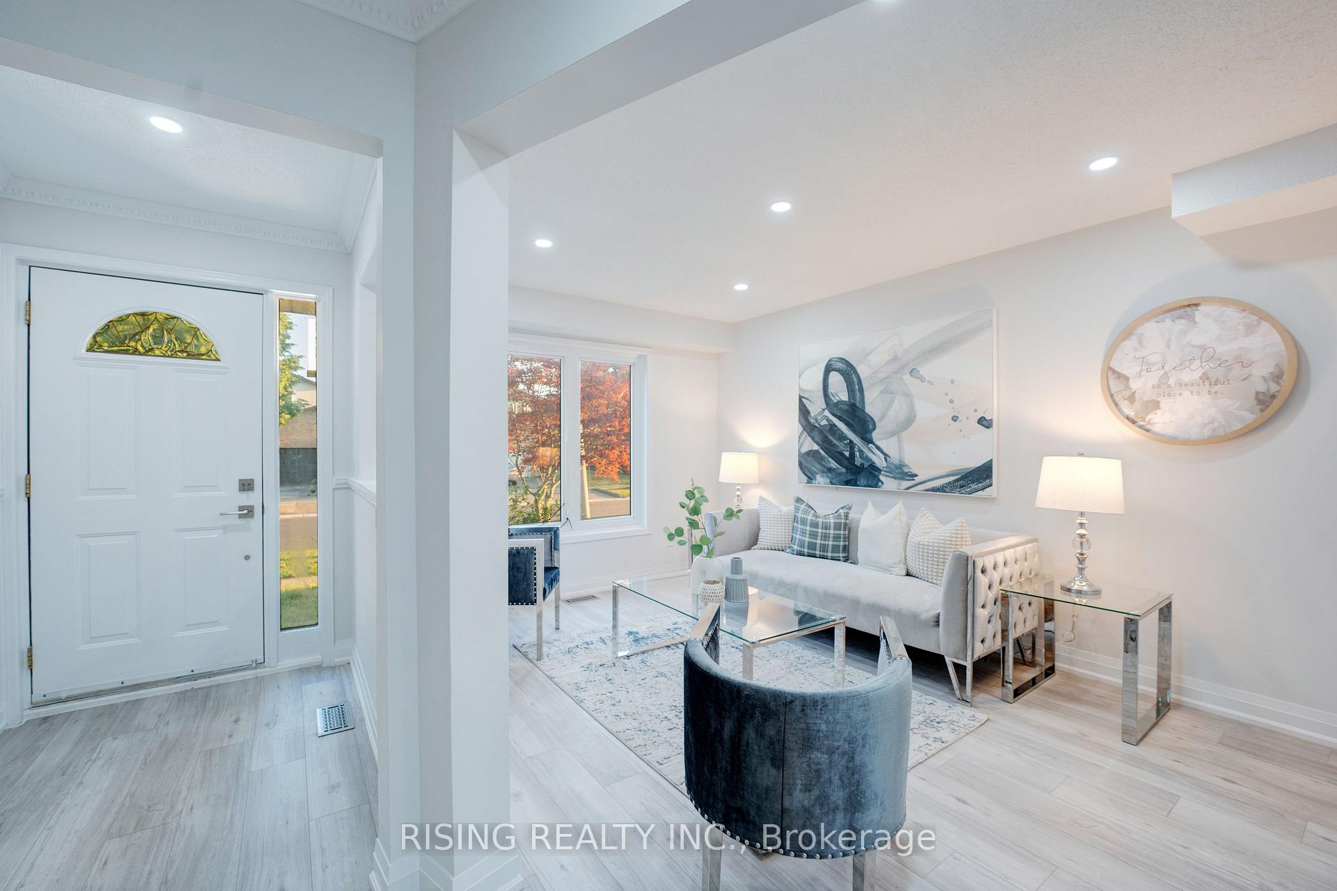Photo 7 of 882 Renaissance Drive, Oshawa, Lakeview — HOMEH