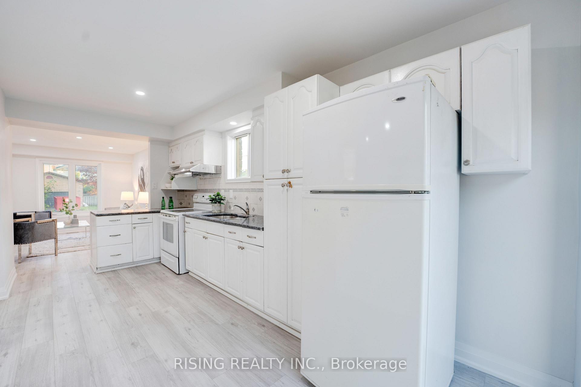 Photo 13 of 882 Renaissance Drive, Oshawa, Lakeview — HOMEH