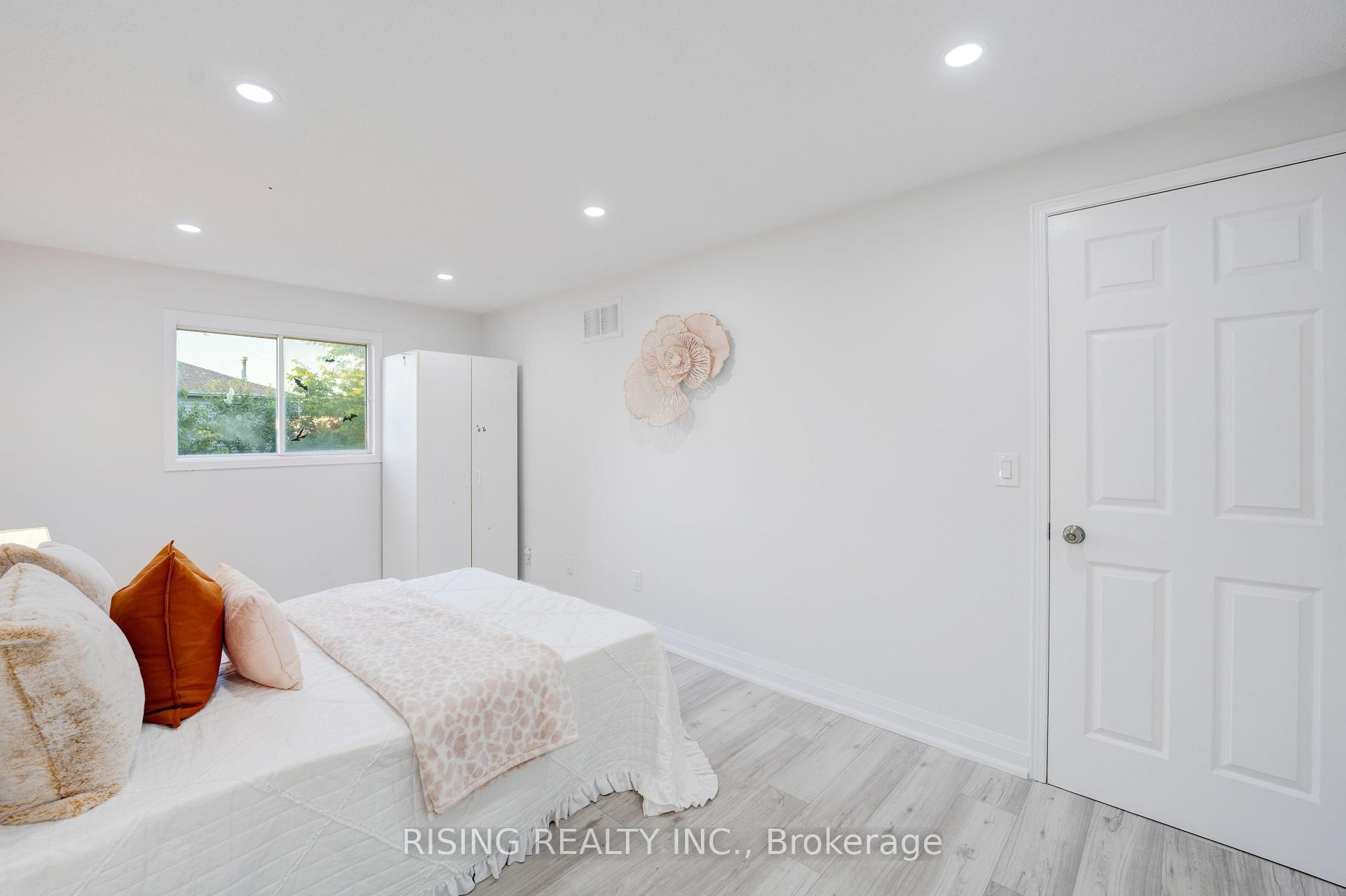 Photo 22 of 882 Renaissance Drive, Oshawa, Lakeview — HOMEH