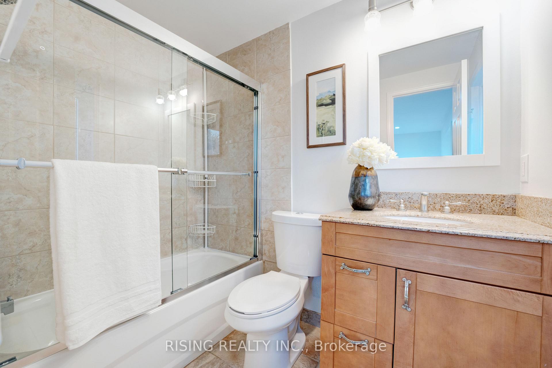 Photo 25 of 882 Renaissance Drive, Oshawa, Lakeview — HOMEH