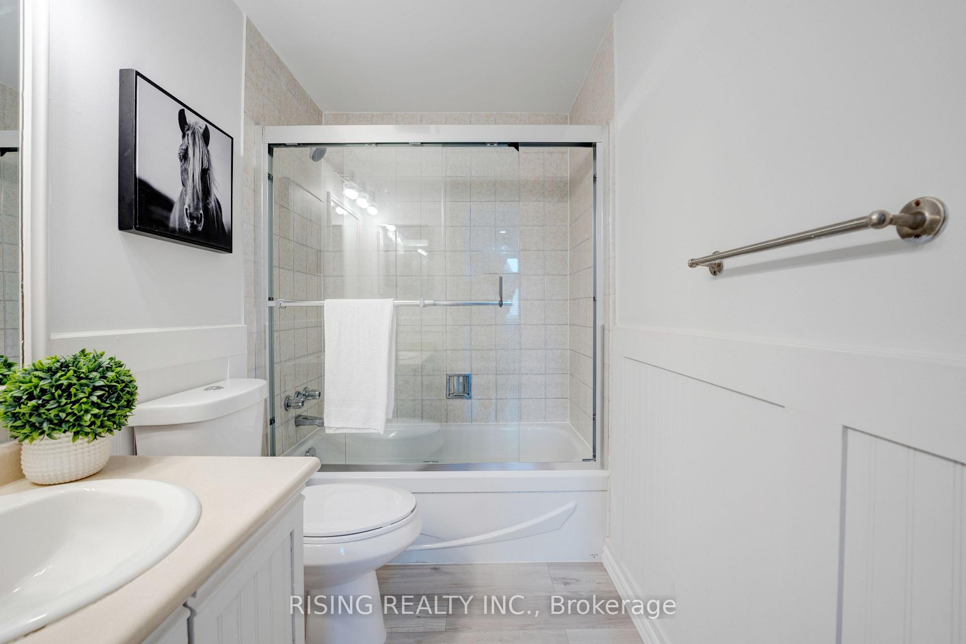 Photo 30 of 882 Renaissance Drive, Oshawa, Lakeview — HOMEH