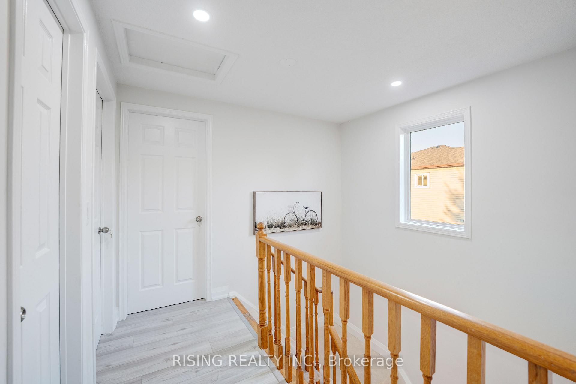 Photo 32 of 882 Renaissance Drive, Oshawa, Lakeview — HOMEH