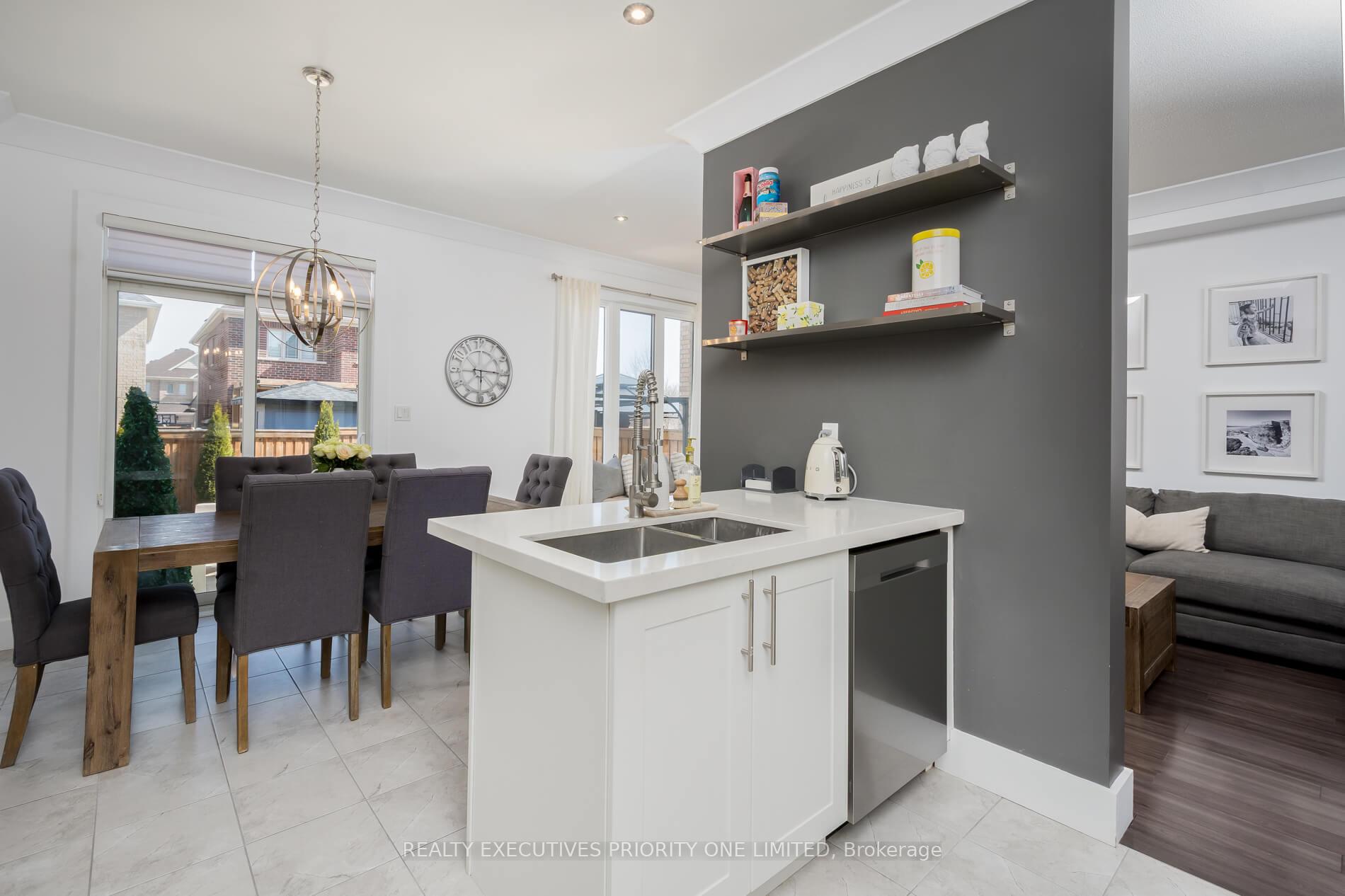 Photo 13 of 49 Prady Lane, New Tecumseth, Tottenham — HOMEH