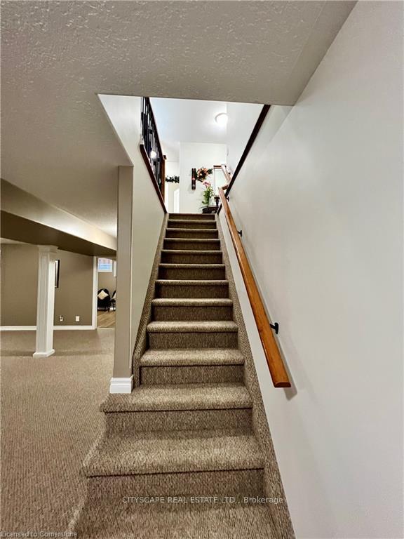Photo 3 of 159 Victoria Street N, Norfolk, Simcoe — HOMEH
