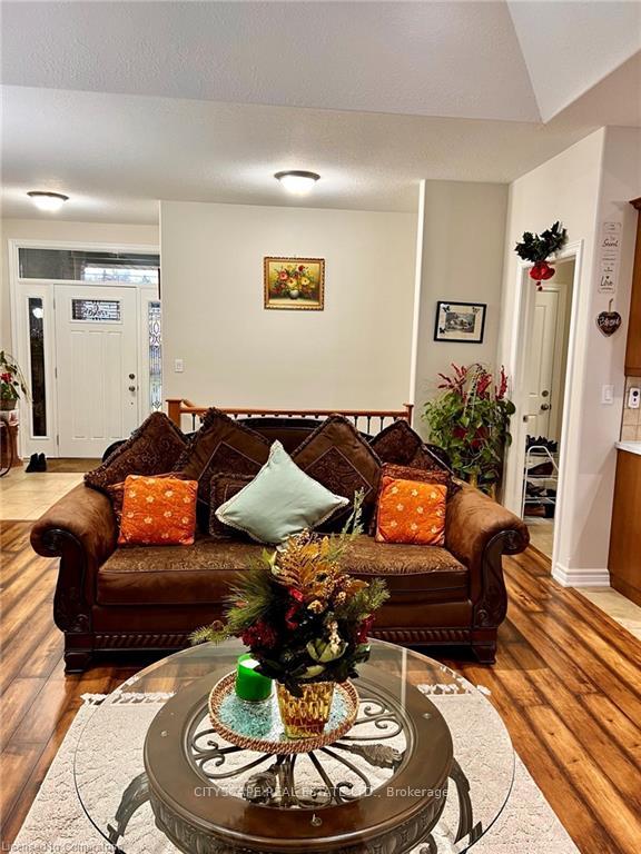 Photo 26 of 159 Victoria Street N, Norfolk, Simcoe — HOMEH