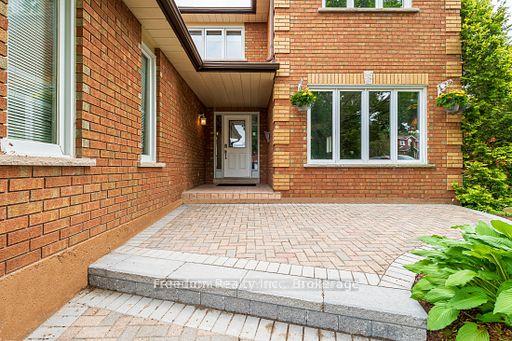 Photo 6 of 94 Lewis Drive, Orillia — HOMEH