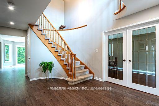 Photo 8 of 94 Lewis Drive, Orillia — HOMEH