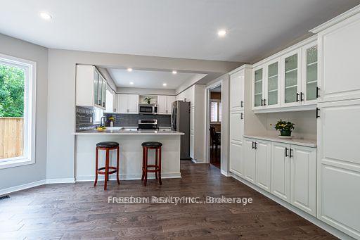 Photo 9 of 94 Lewis Drive, Orillia — HOMEH