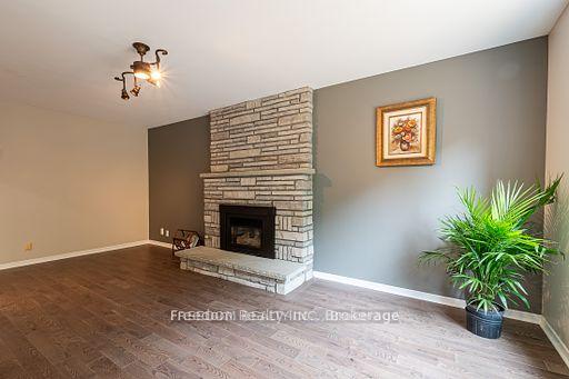 Photo 12 of 94 Lewis Drive, Orillia — HOMEH