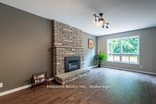 Photo 16 of 94 Lewis Drive, Orillia — HOMEH