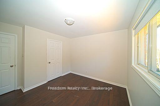 Photo 28 of 94 Lewis Drive, Orillia — HOMEH