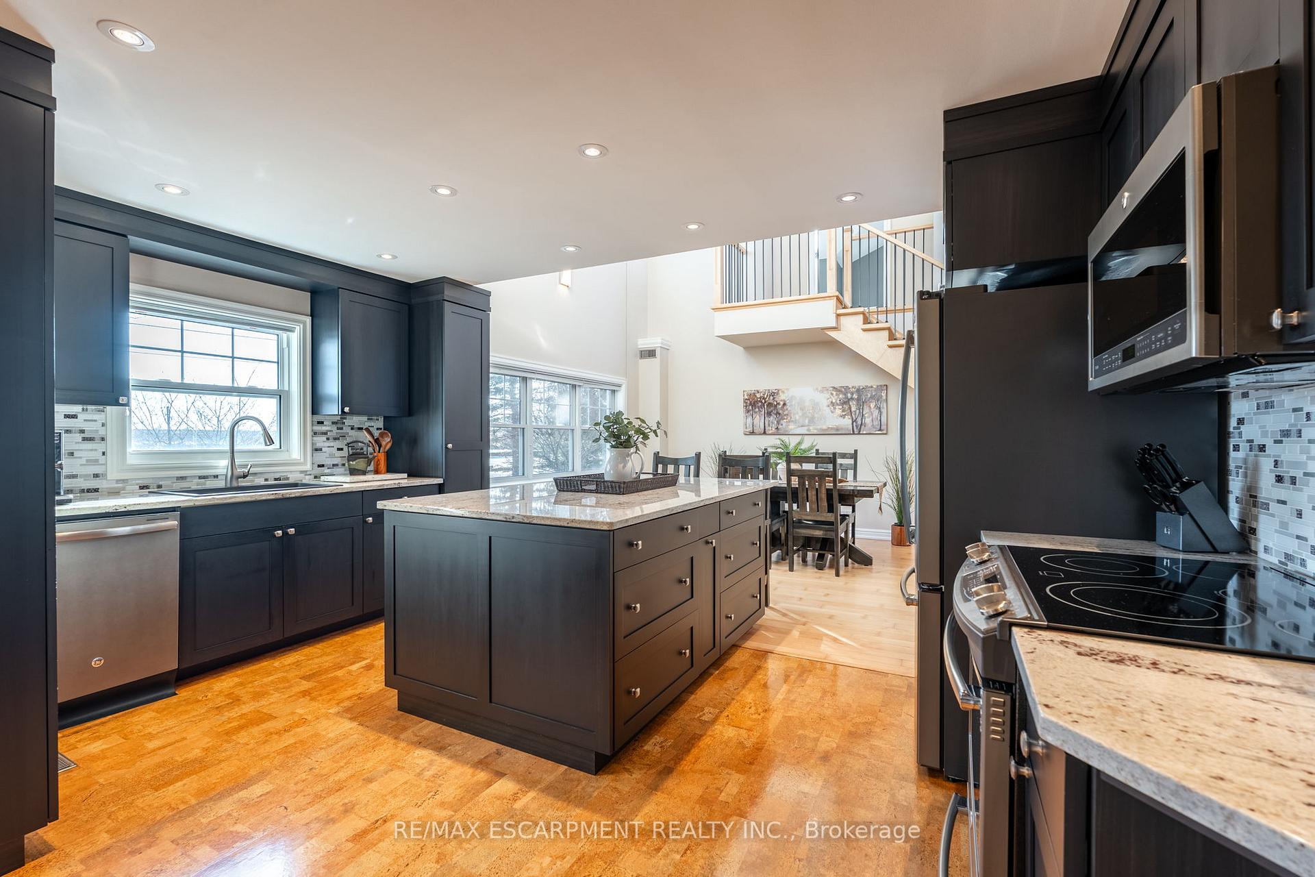 Photo 13 of 5433 Sixth Line, Milton, Rural Trafalgar — HOMEH