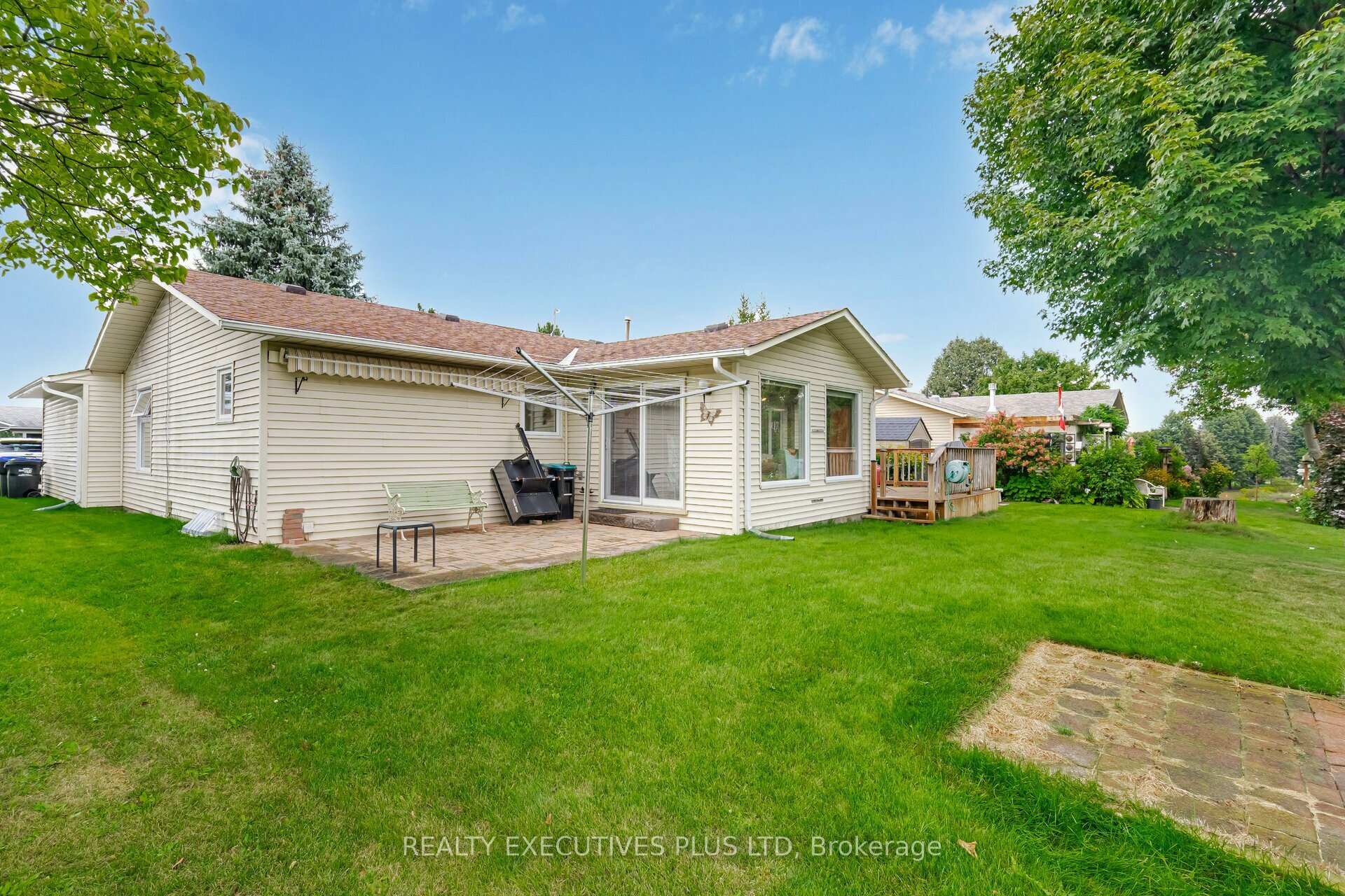 Photo 33 of 7 Hickory Court, New Tecumseth, Rural New Tecumseth — HOMEH