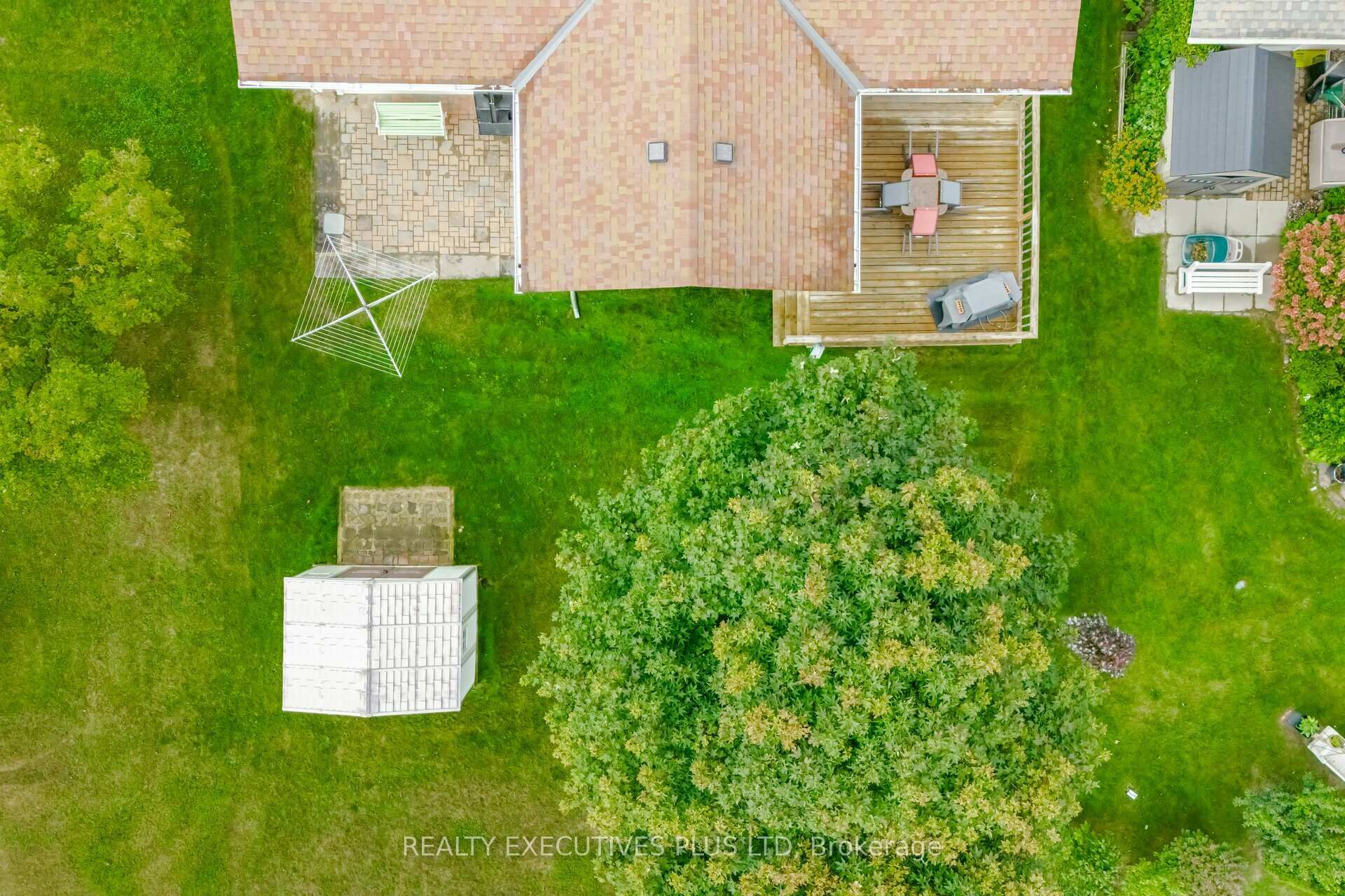 Photo 37 of 7 Hickory Court, New Tecumseth, Rural New Tecumseth — HOMEH