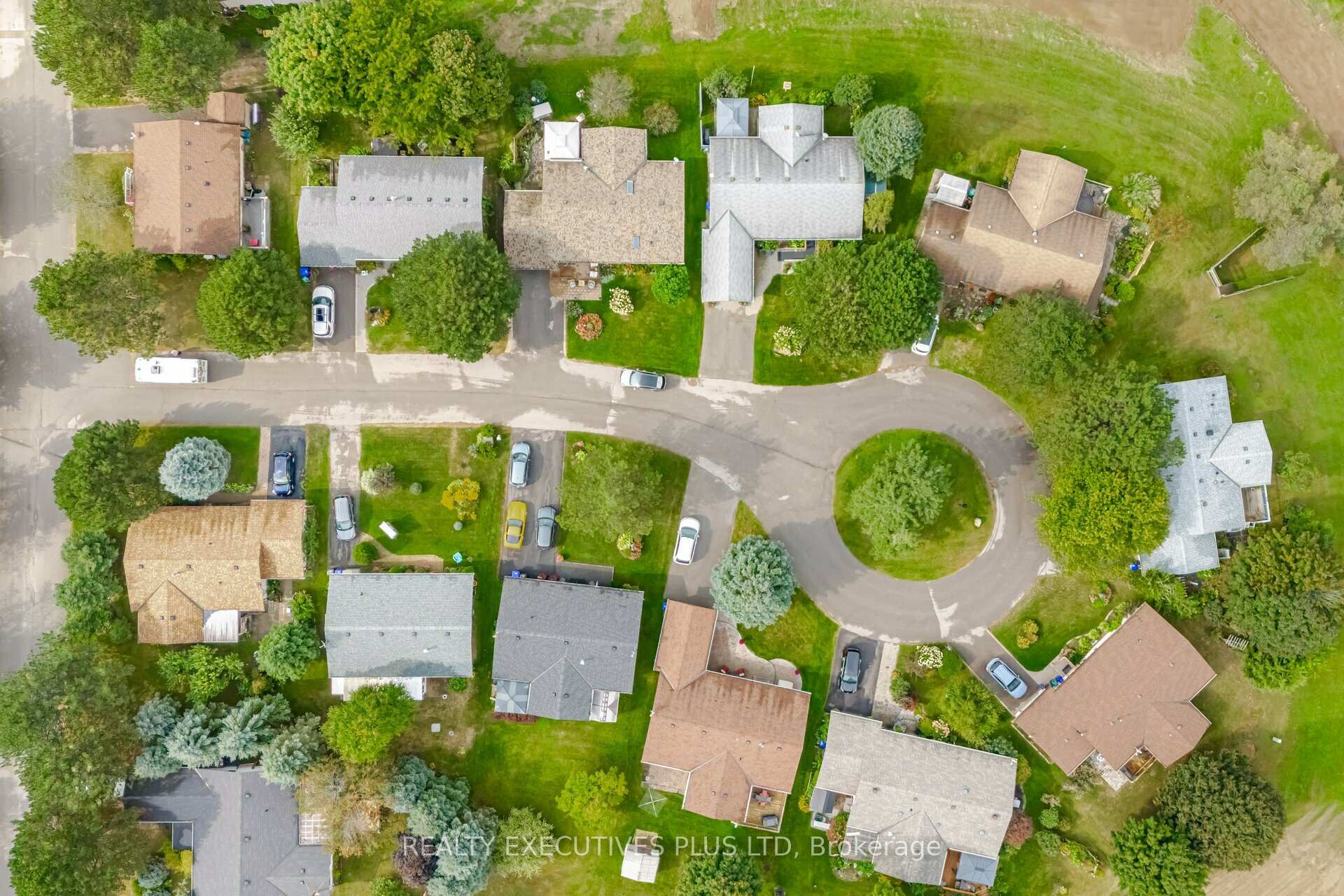 Photo 38 of 7 Hickory Court, New Tecumseth, Rural New Tecumseth — HOMEH