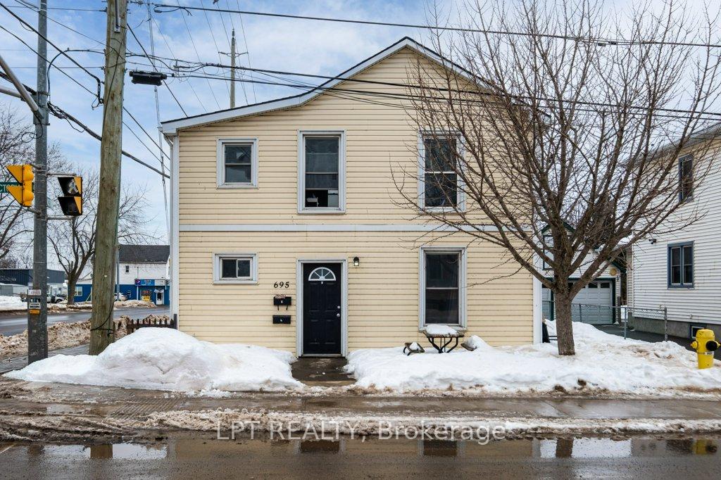 Front of 695 Victoria Street