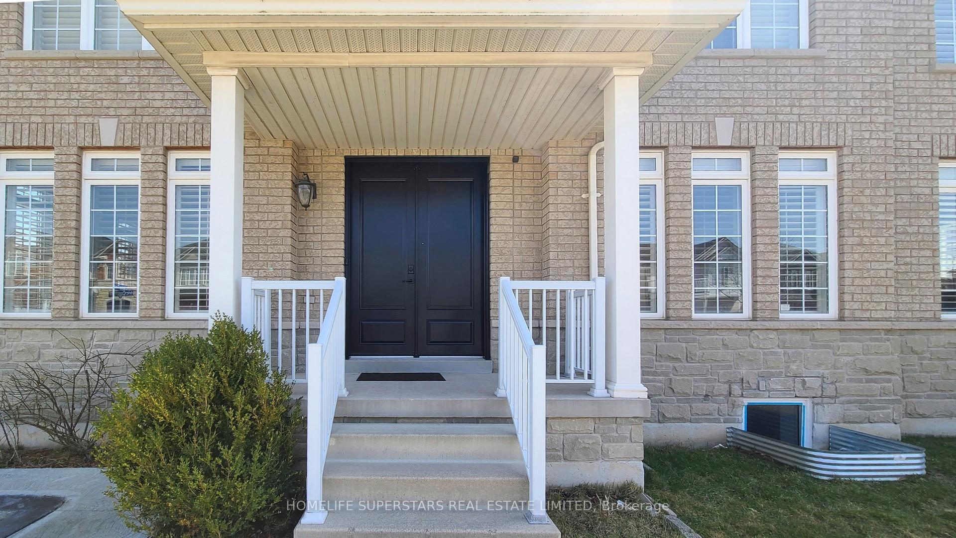 Photo 8 of 1106 Little Crescent, Milton, Clarke — HOMEH