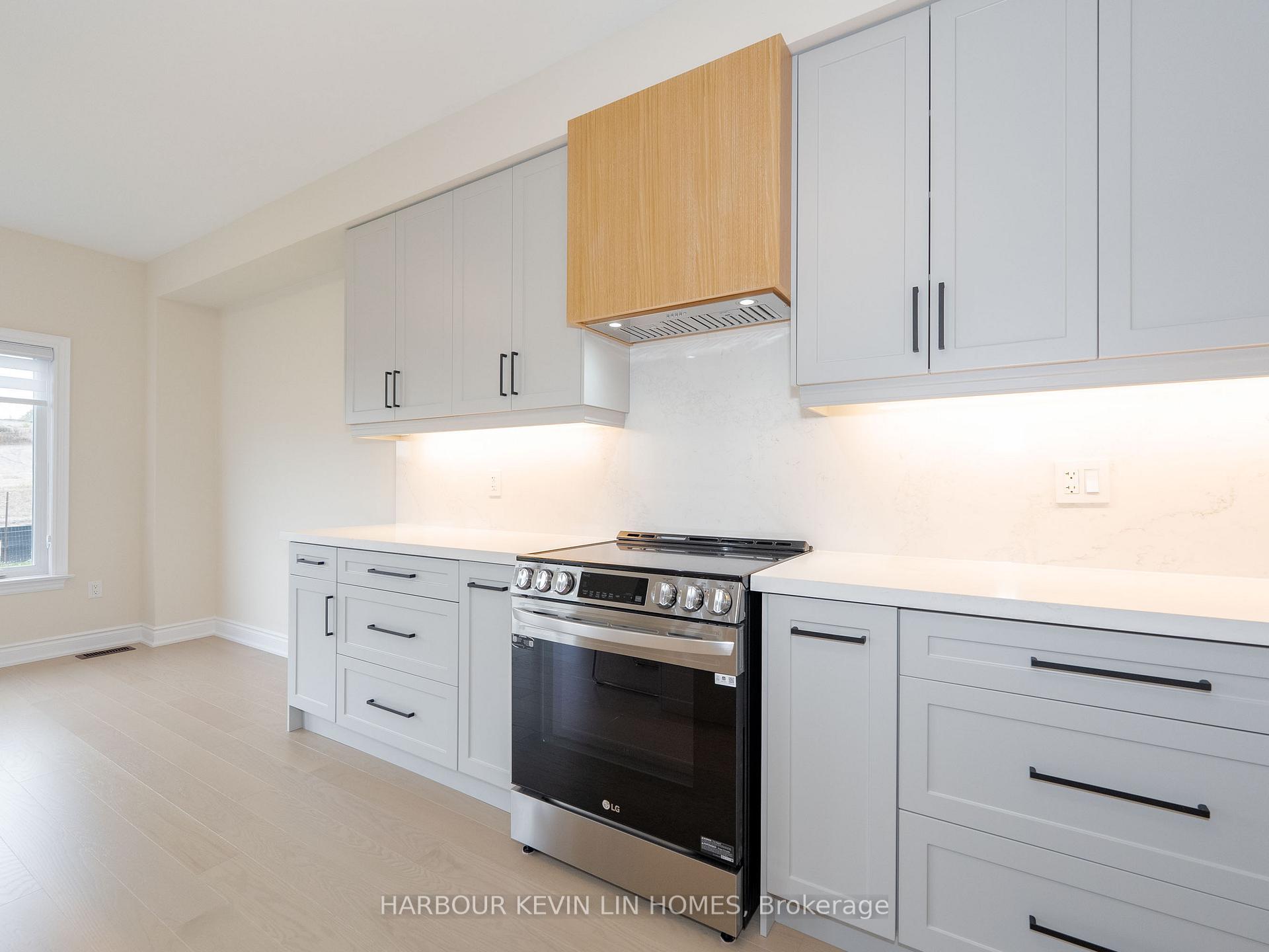 Photo 20 of 18 Janes Crescent, New Tecumseth, Rural New Tecumseth — HOMEH