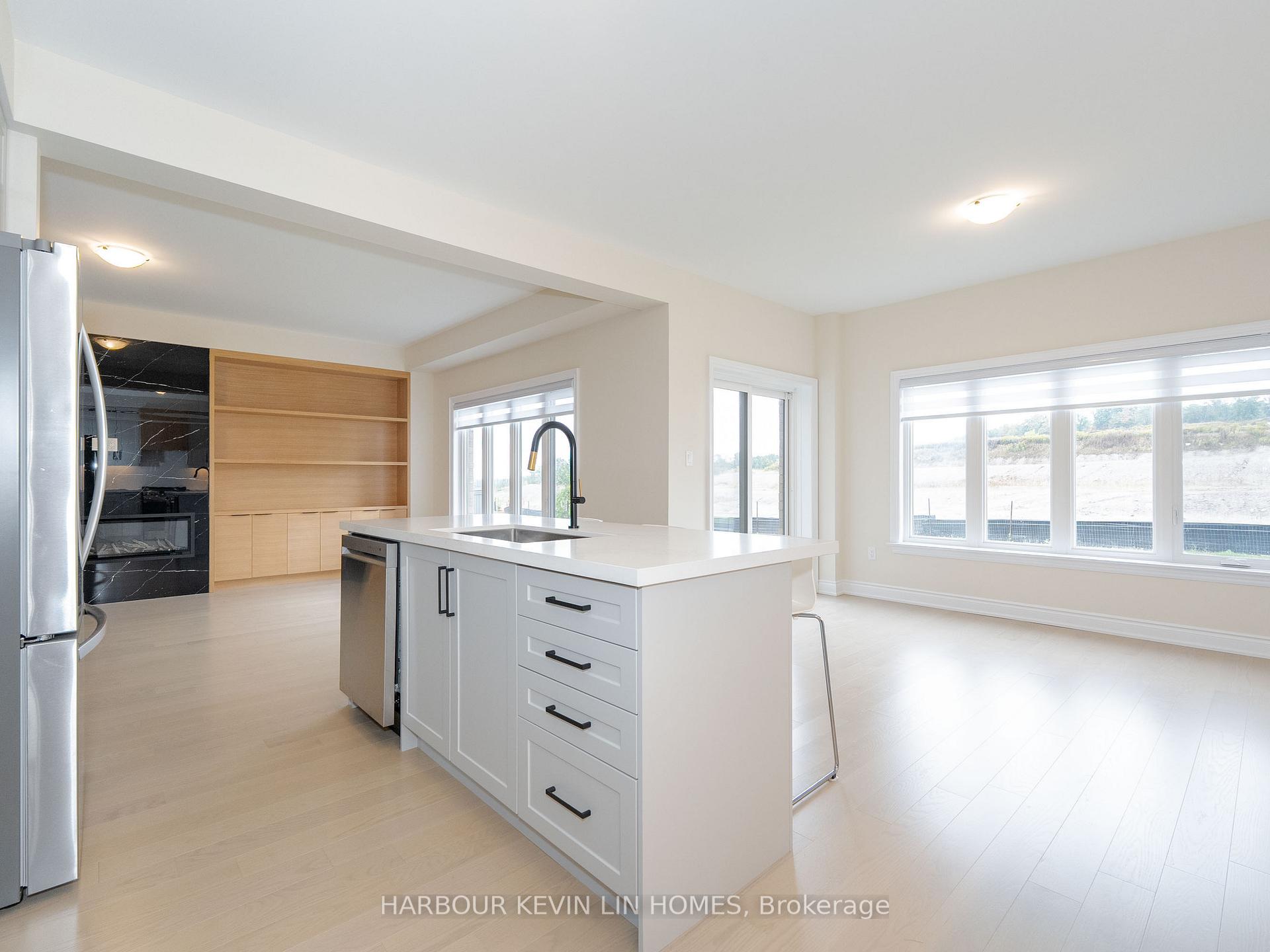 Photo 21 of 18 Janes Crescent, New Tecumseth, Rural New Tecumseth — HOMEH