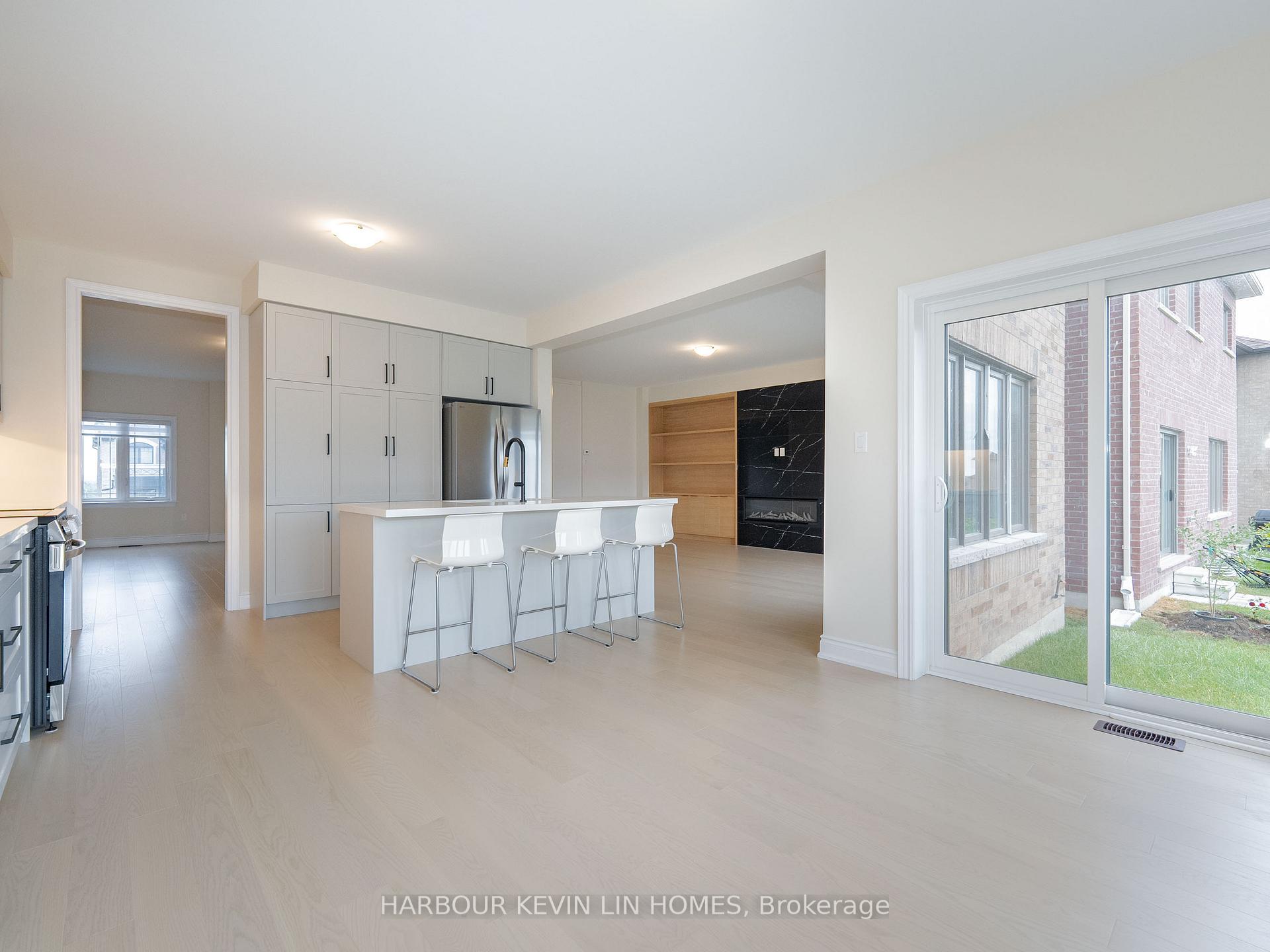 Photo 23 of 18 Janes Crescent, New Tecumseth, Rural New Tecumseth — HOMEH