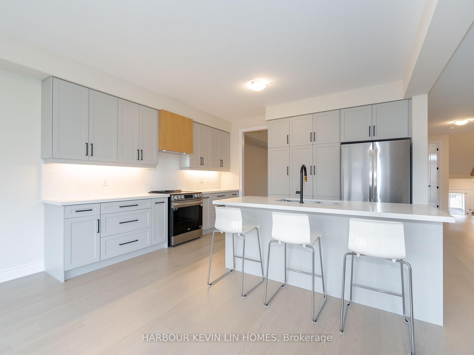 Photo 25 of 18 Janes Crescent, New Tecumseth, Rural New Tecumseth — HOMEH