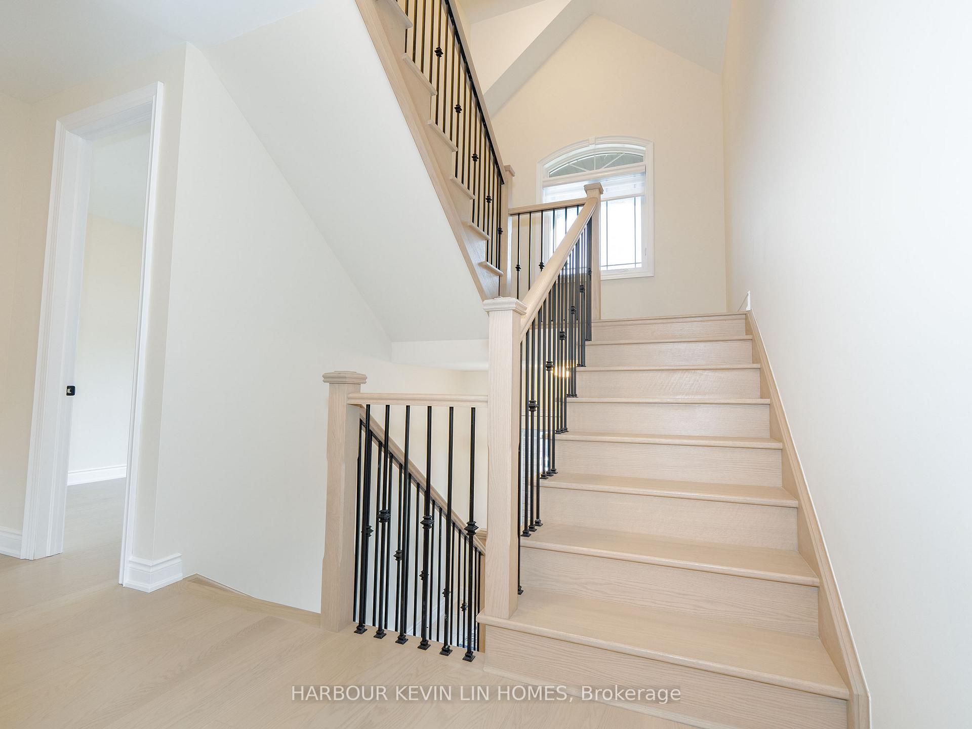 Photo 30 of 18 Janes Crescent, New Tecumseth, Rural New Tecumseth — HOMEH