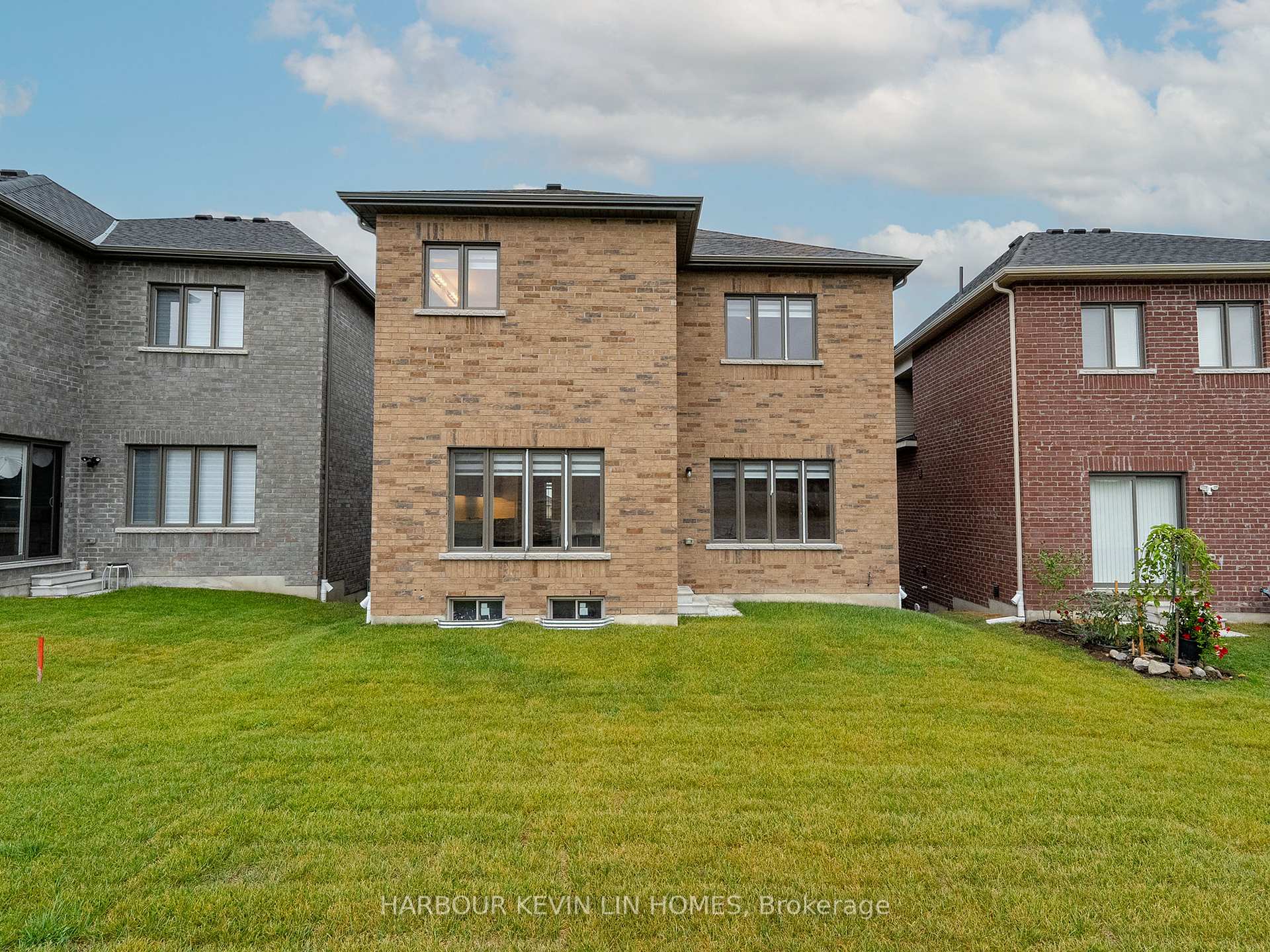 Photo 46 of 18 Janes Crescent, New Tecumseth, Rural New Tecumseth — HOMEH